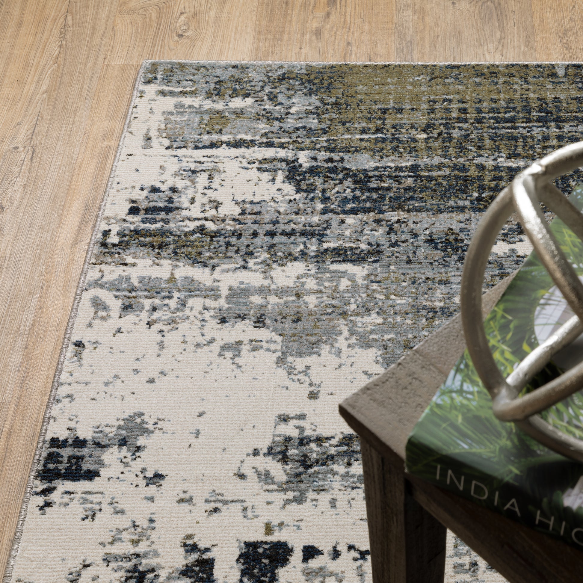 Caravan Abstract Blue/ Green Cut Pile Rug