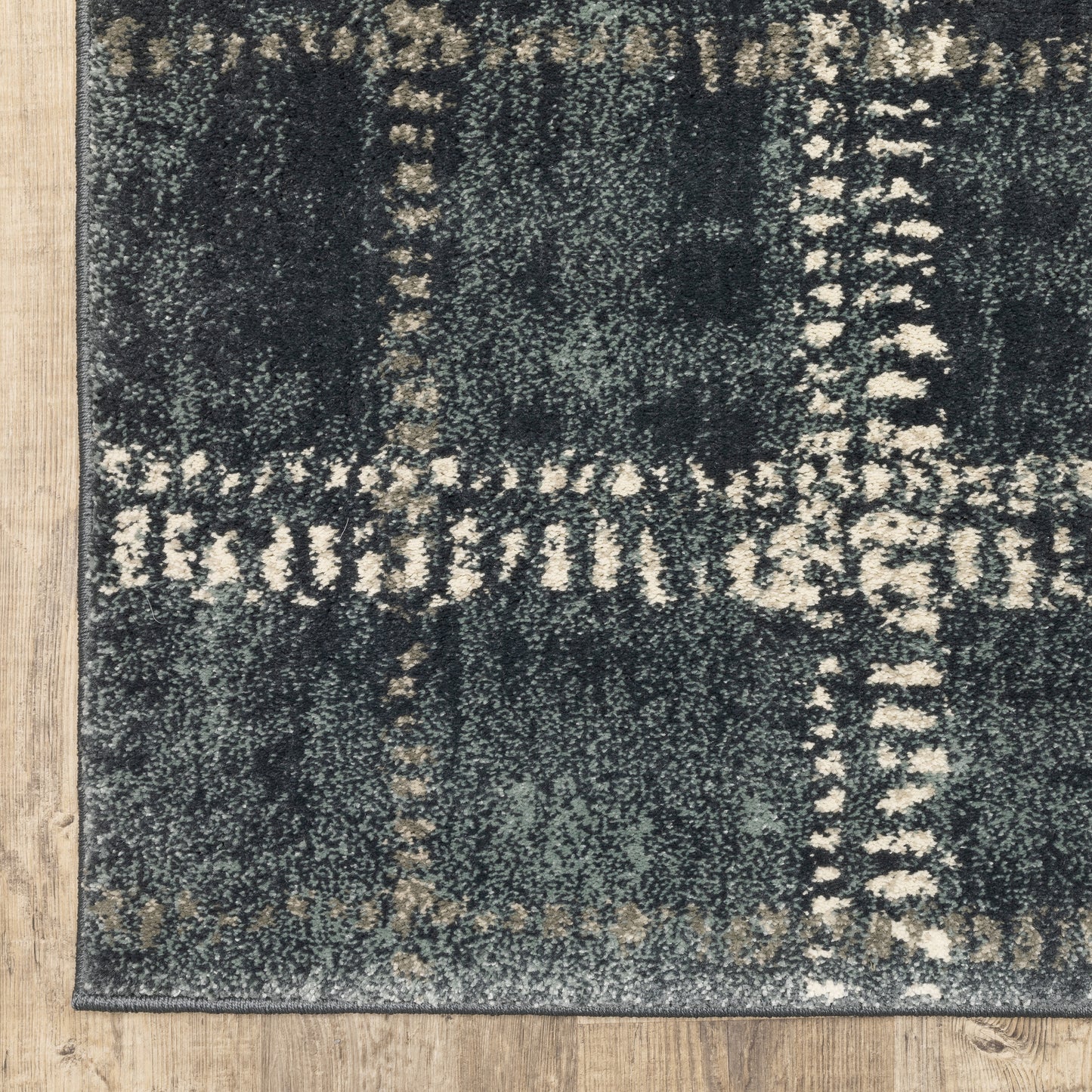 Carson Geometric Blue/ Ivory Cut Pile Rug