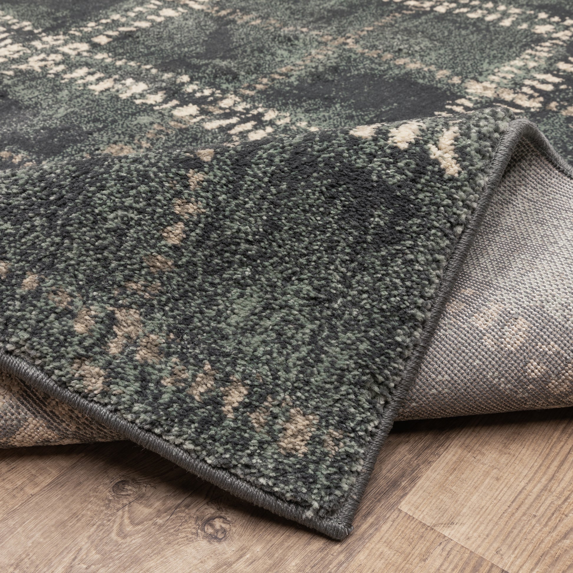 Carson Geometric Blue/ Ivory Cut Pile Rug