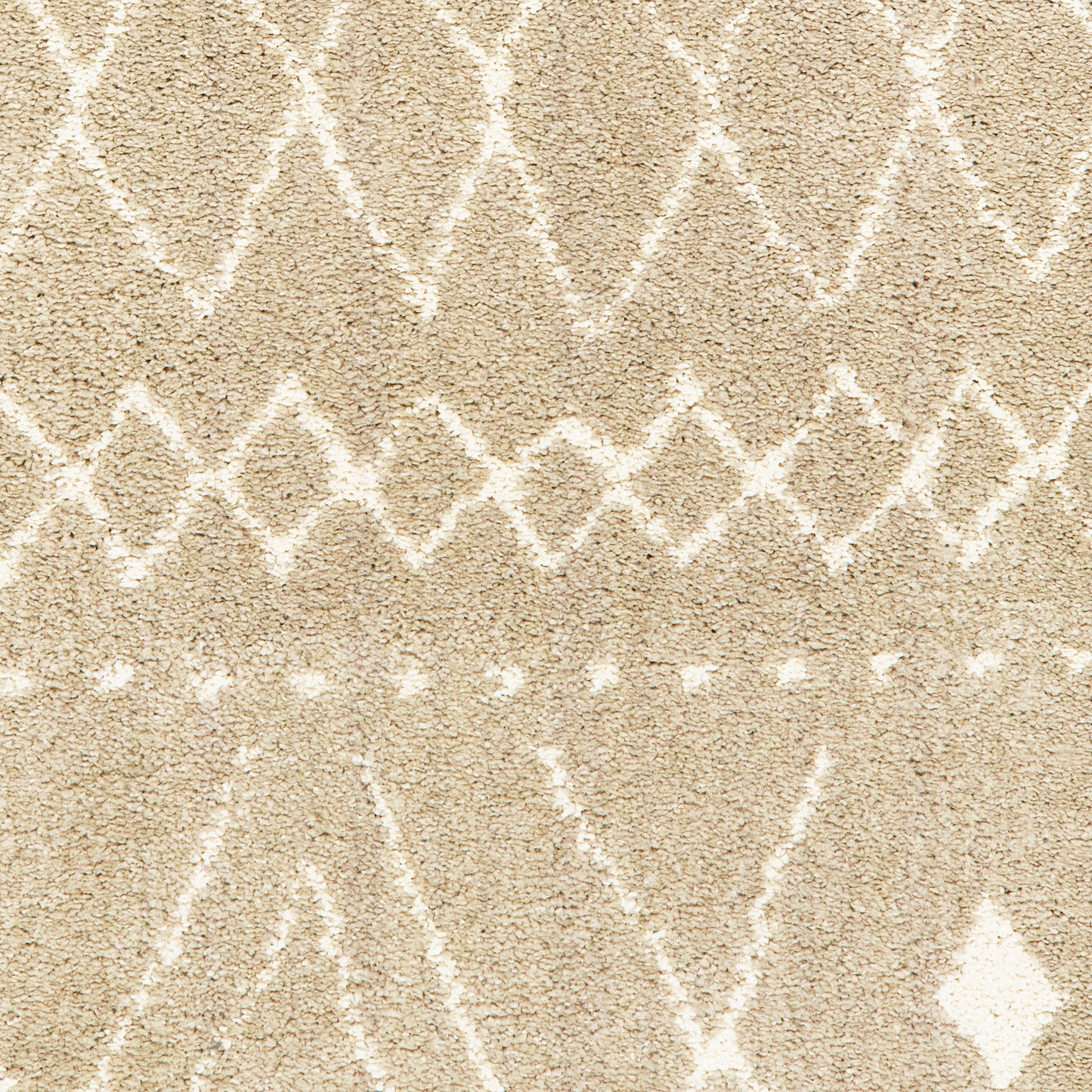 Carson Tribal Sand/ Ivory Geometric Cut Pile Rug