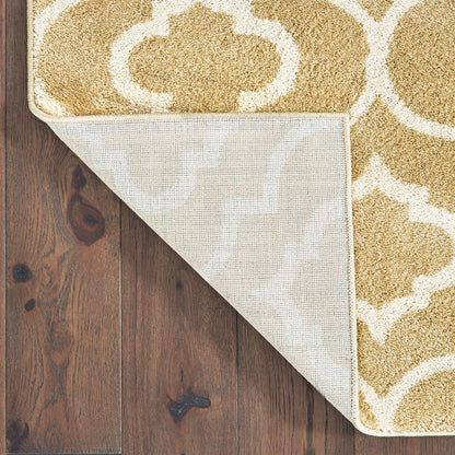 Carson Trefoil Gold/ Ivory Geometric Cut Pile Rug