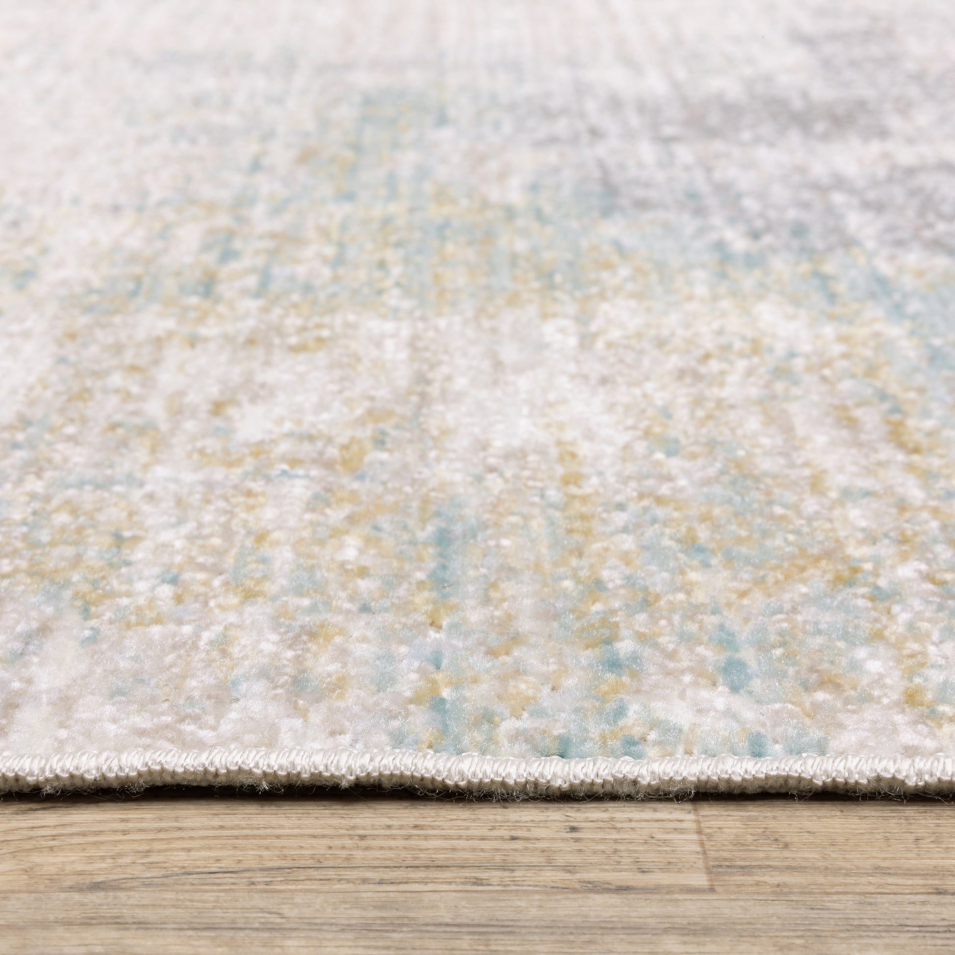 Cavett Abstract Ivory/ Green Cut Pile Rug