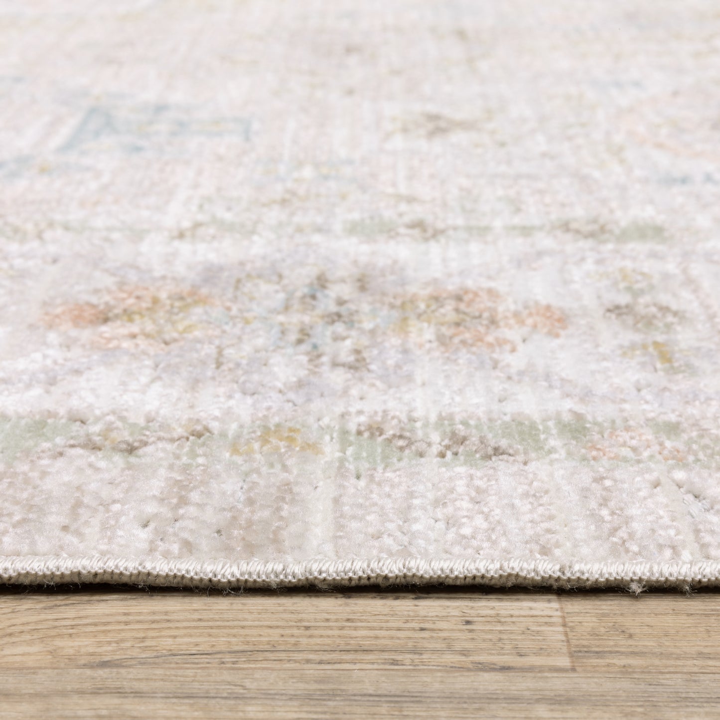 Cavett Floral Beige/ Blue Distressed Cut Pile Rug