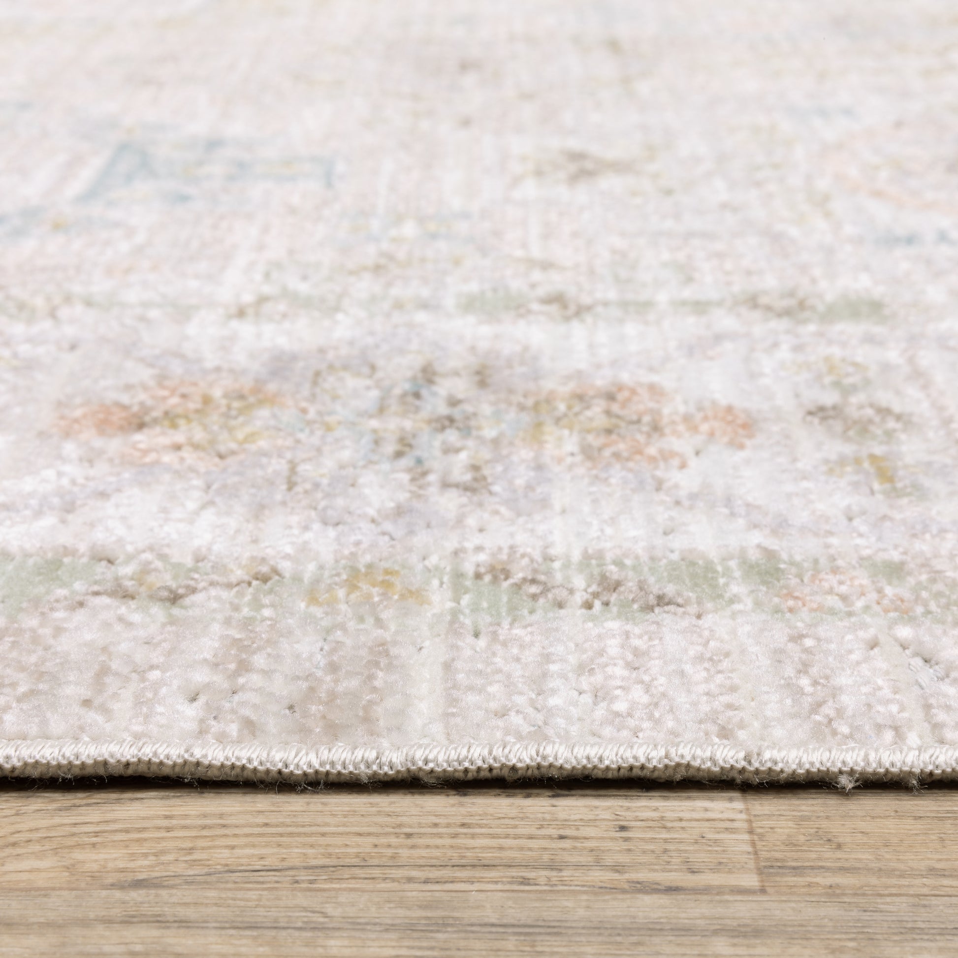 Cavett Floral Beige/ Blue Distressed Cut Pile Rug