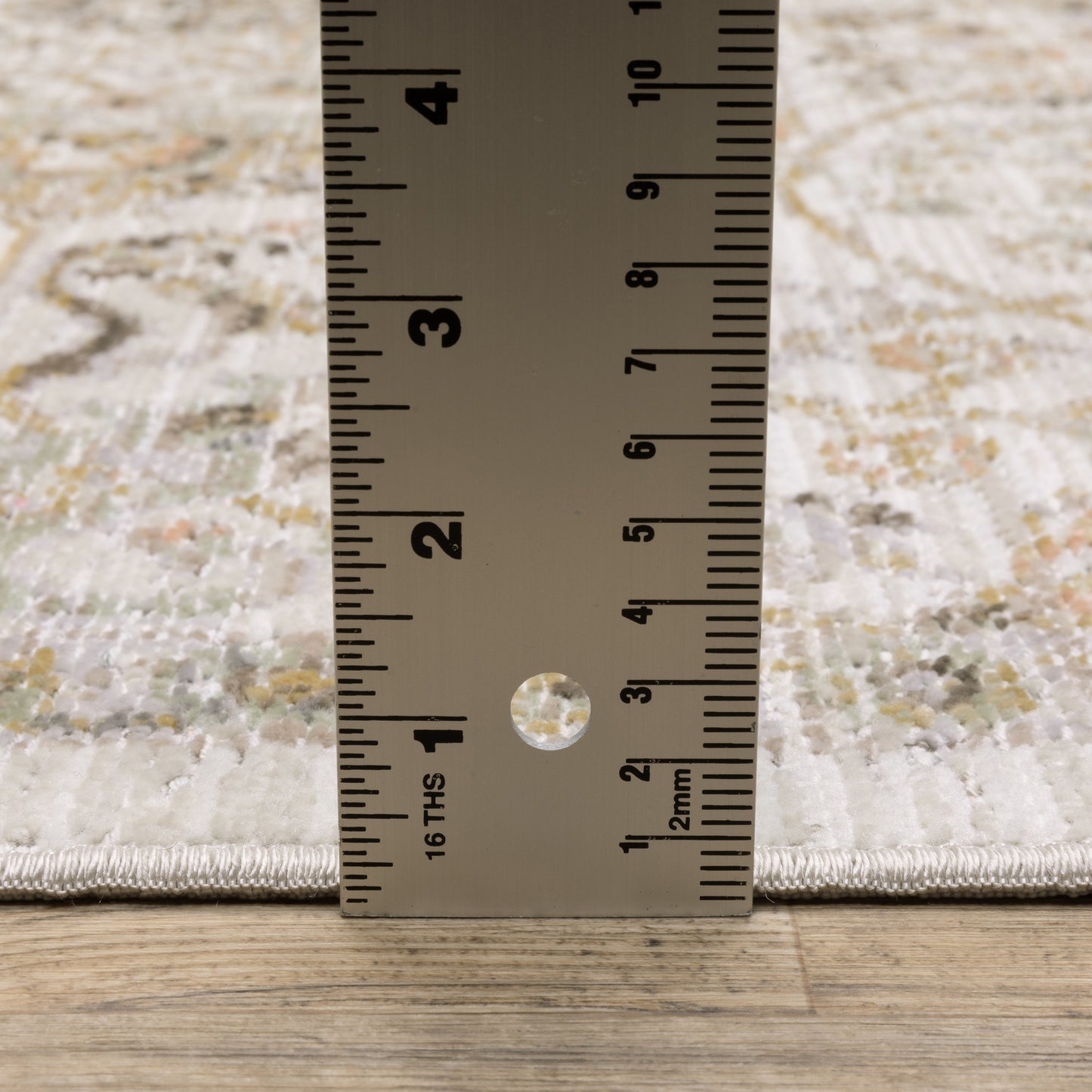 Cavett Floral Ivory/ Gold Distressed Cut Pile Rug