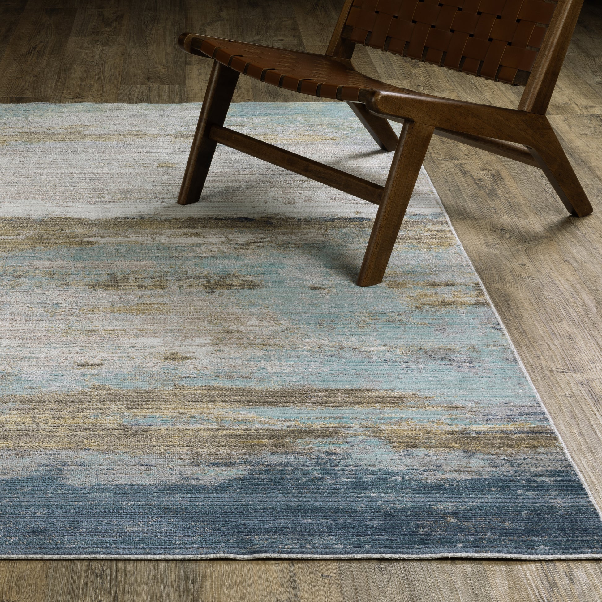 Cavett Distressed Blue/ Beige Abstract Cut Pile Rug
