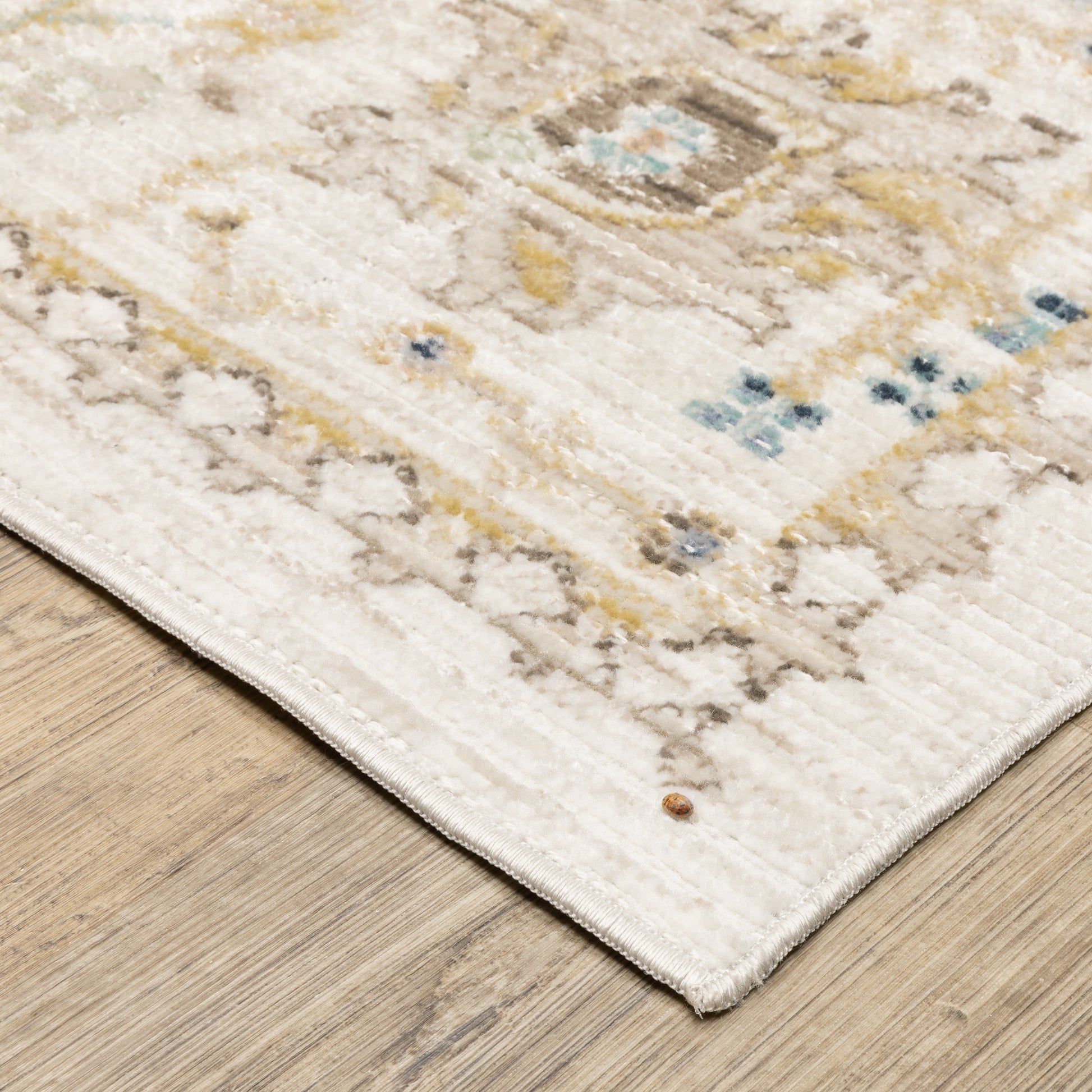 Cavett Floral Blue/ Pink Cut Pile Rug