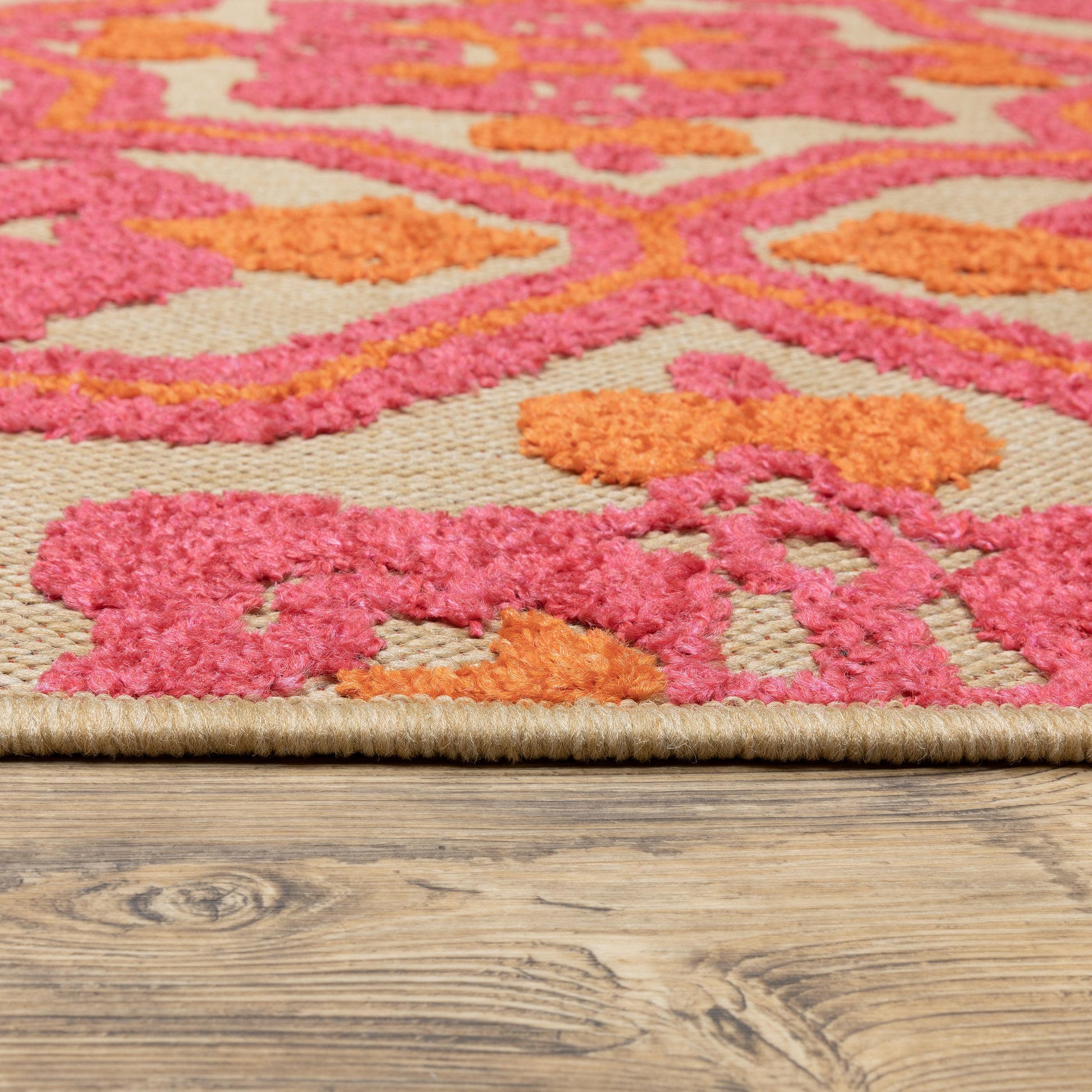 Cayman Medallion Sand/ Pink Outdoor Mixed Pile Rug