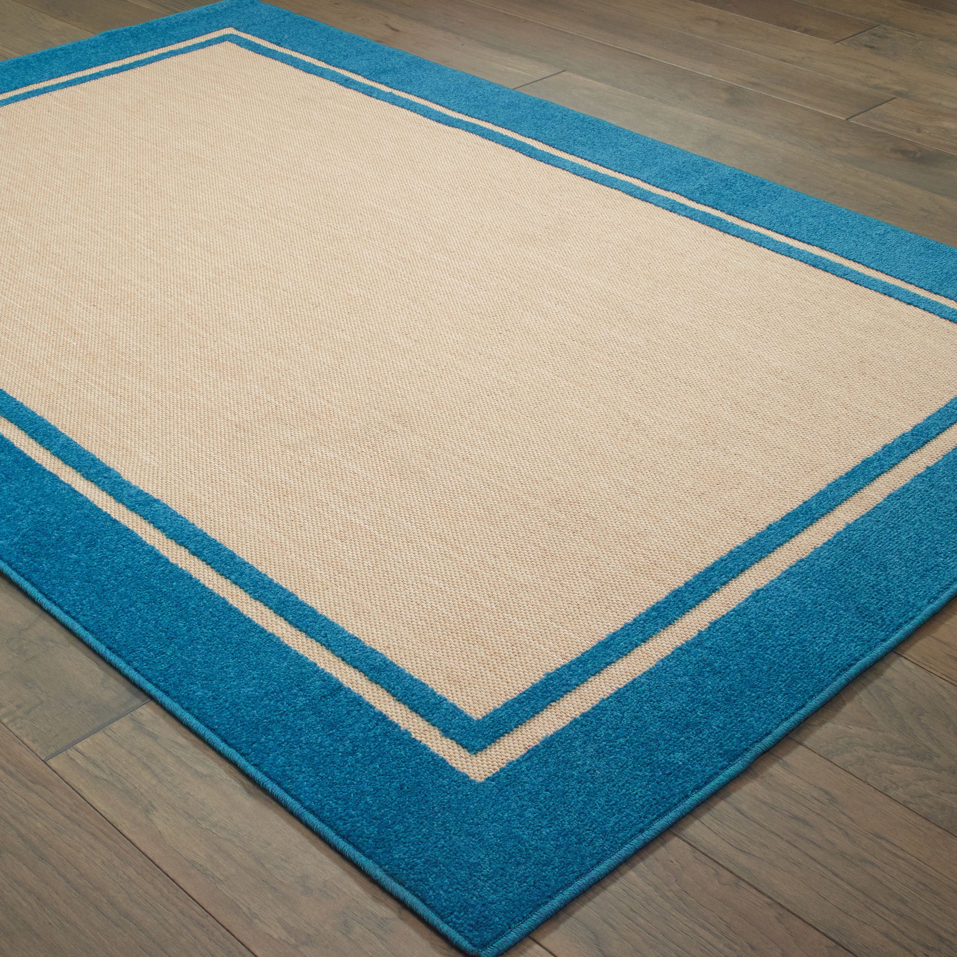 Cayman Outdoor Sand/ Blue Border Mixed Pile Rug