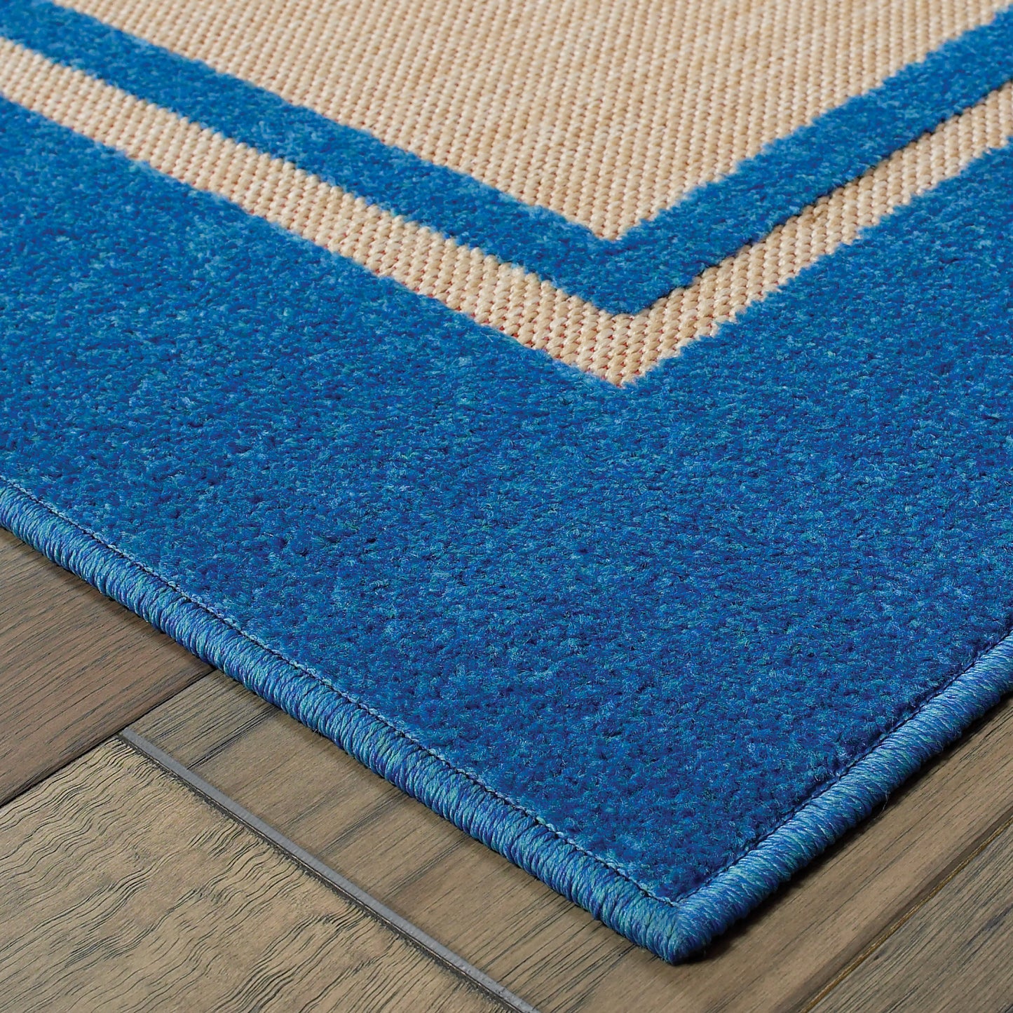 Cayman Outdoor Sand/ Blue Border Mixed Pile Rug
