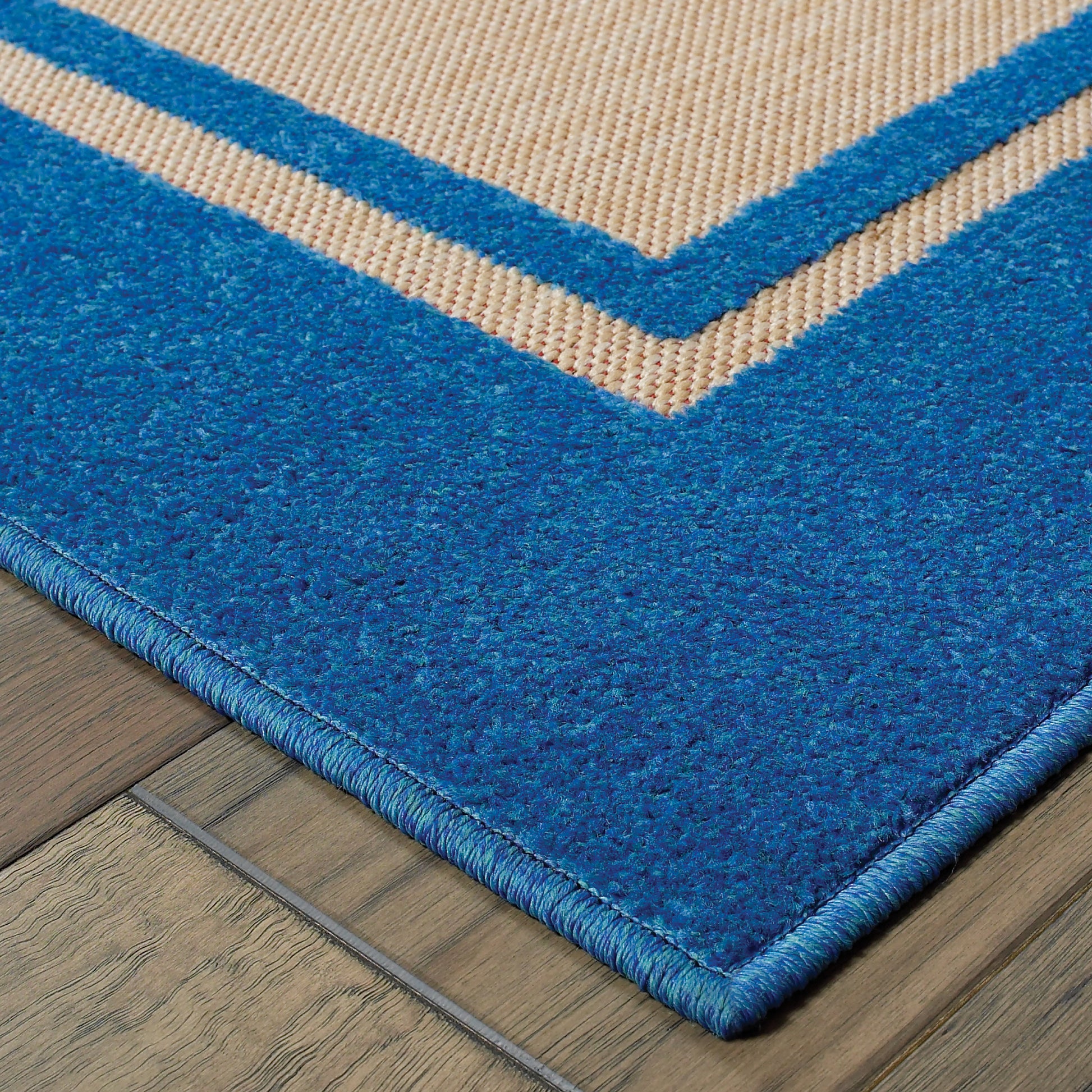 Cayman Outdoor Sand/ Blue Border Mixed Pile Rug
