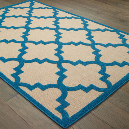 Cayman Lattice Sand/ Blue Outdoor Mixed Pile Rug