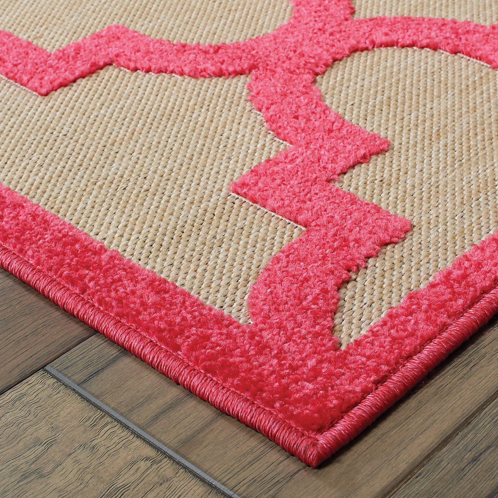 Cayman Lattice Sand/ Pink Outdoor Mixed Pile Rug
