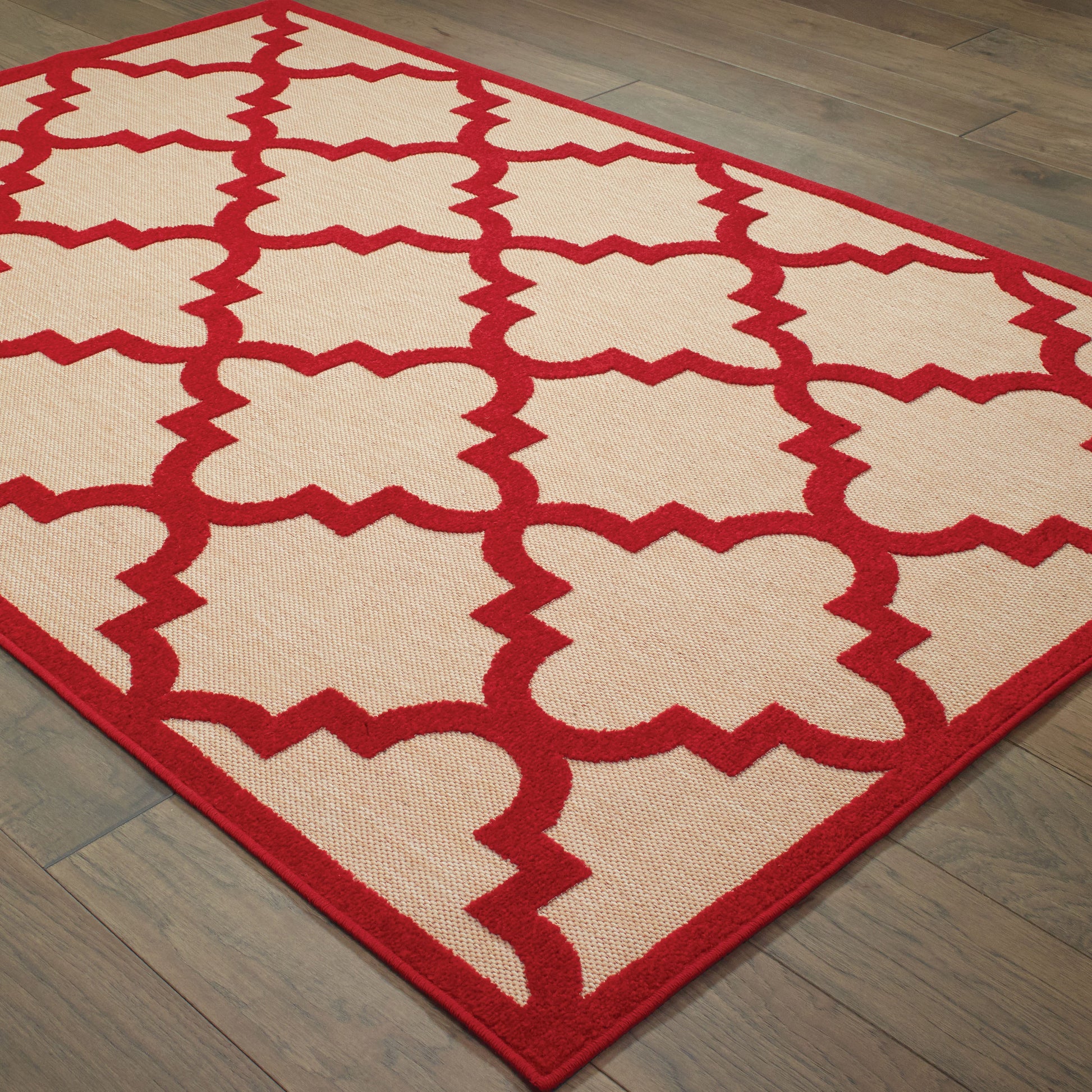 Cayman Lattice Sand/ Red Outdoor Mixed Pile Rug