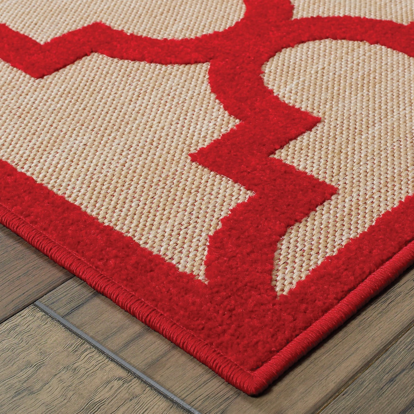 Cayman Lattice Sand/ Red Outdoor Mixed Pile Rug