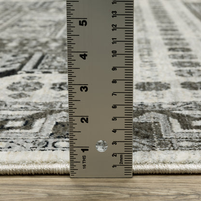 Chamberlain Medallion Ivory/ Charcoal Geometric Cut Pile Rug