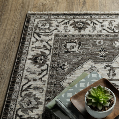 Chamberlain Medallion Charcoal/ Ivory Distressed Cut Pile Rug