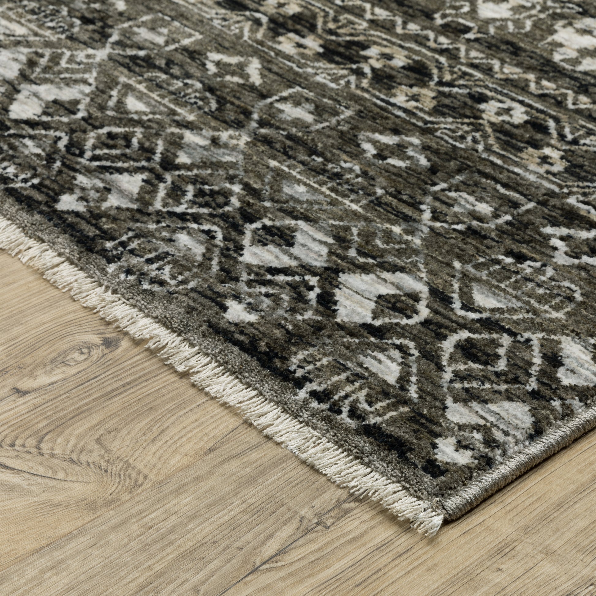 Chamberlain Distressed Black/ Grey Stripe Cut Pile Rug