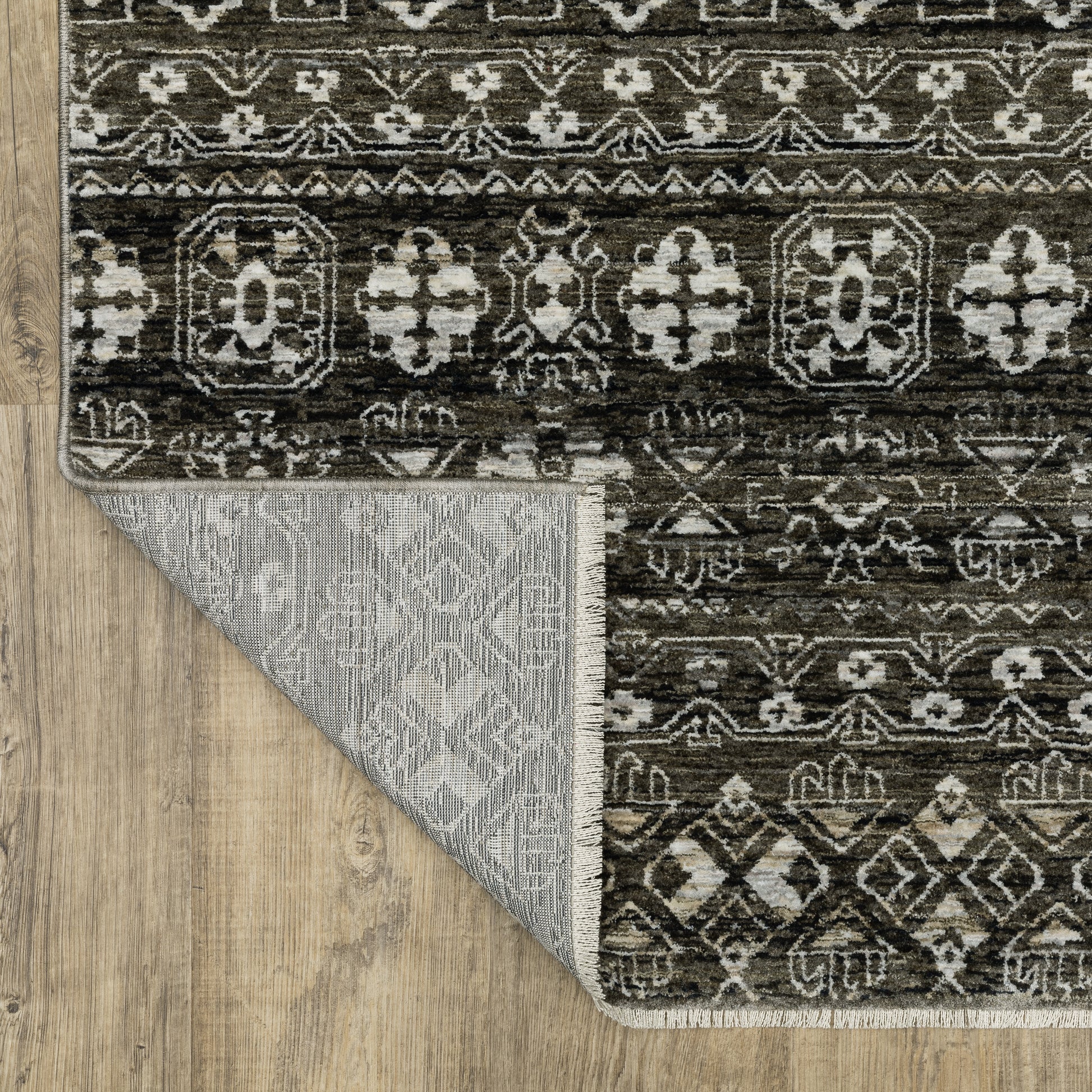 Chamberlain Distressed Black/ Grey Stripe Cut Pile Rug