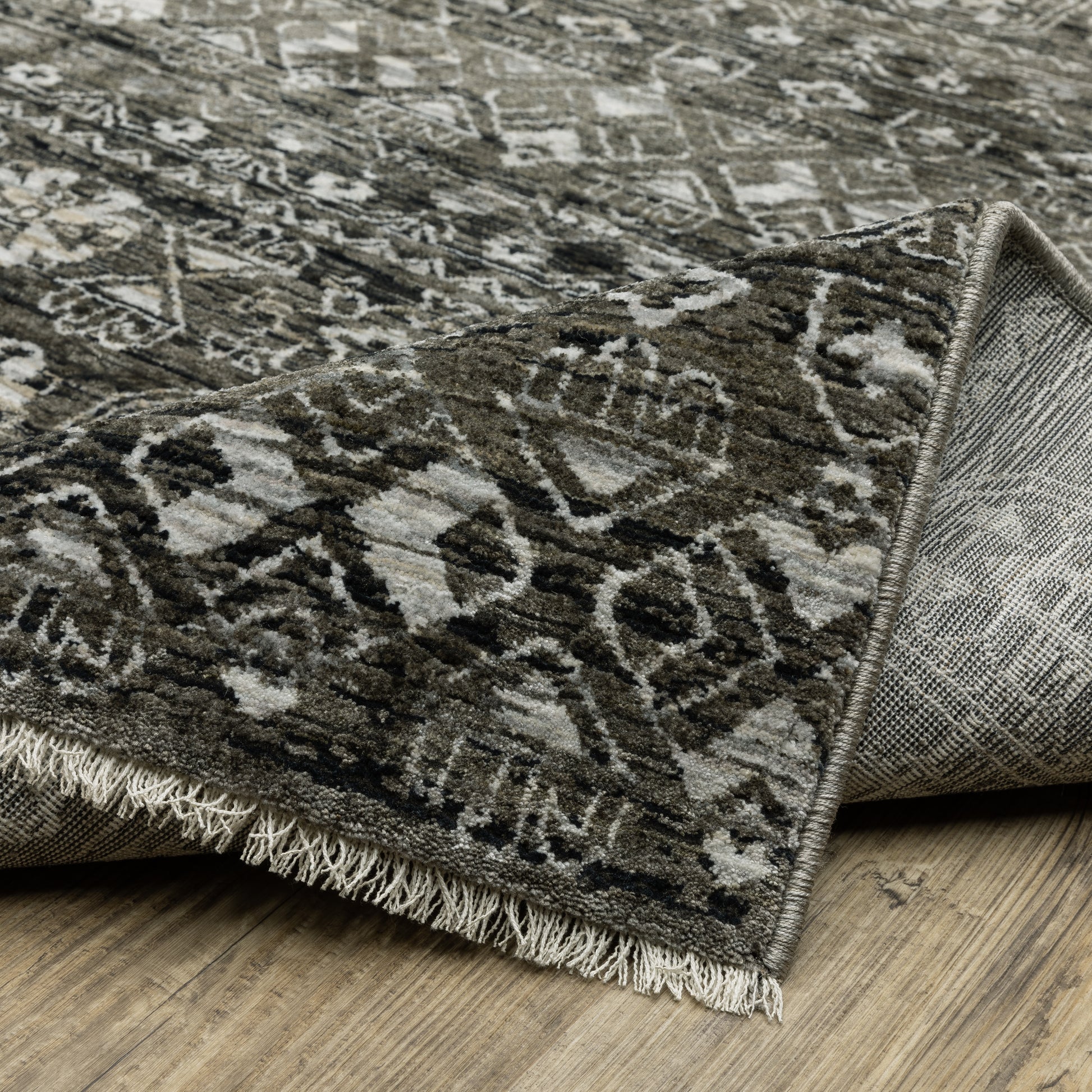 Chamberlain Distressed Black/ Grey Stripe Cut Pile Rug