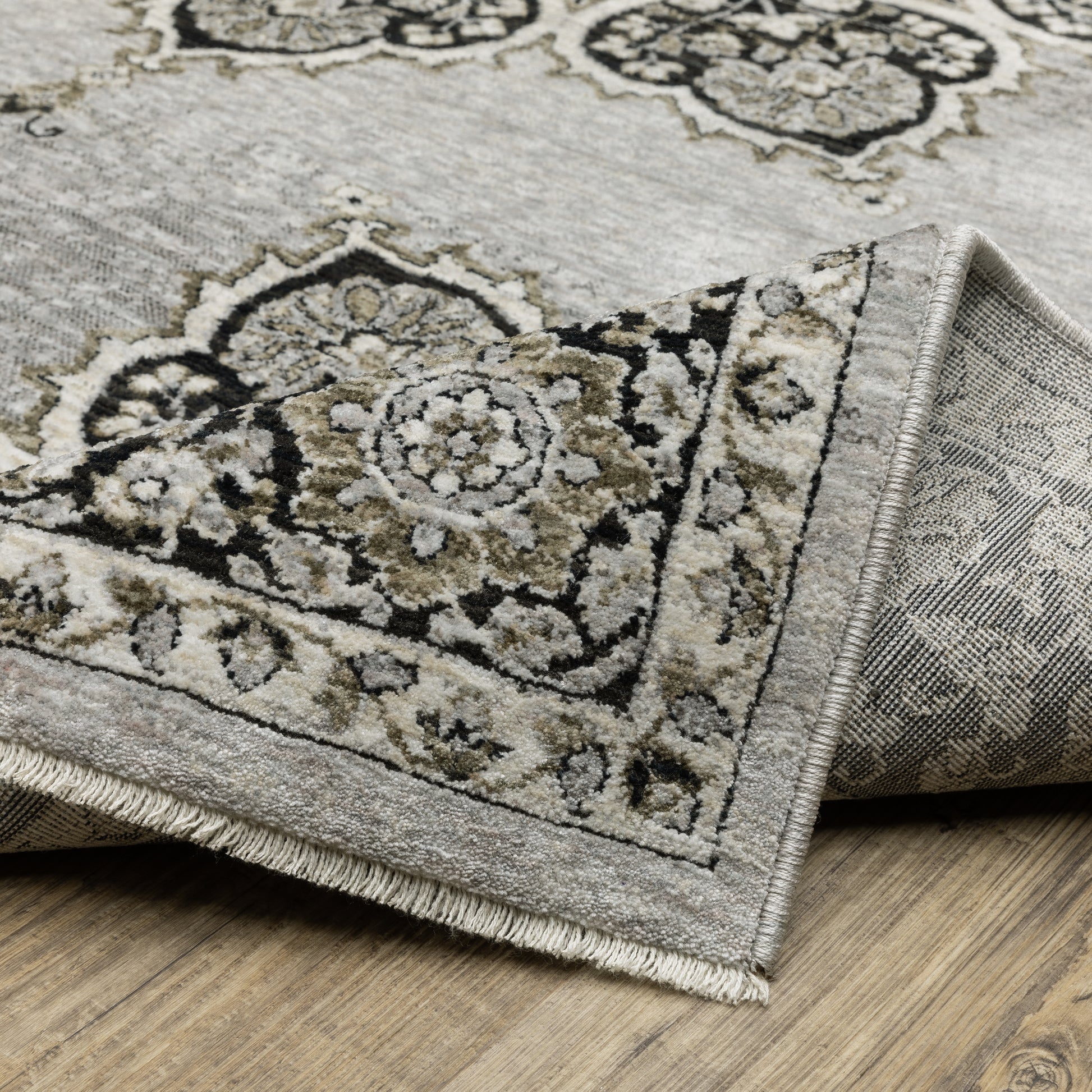 Chamberlain Medallion Grey/ Black Floral Cut Pile Rug