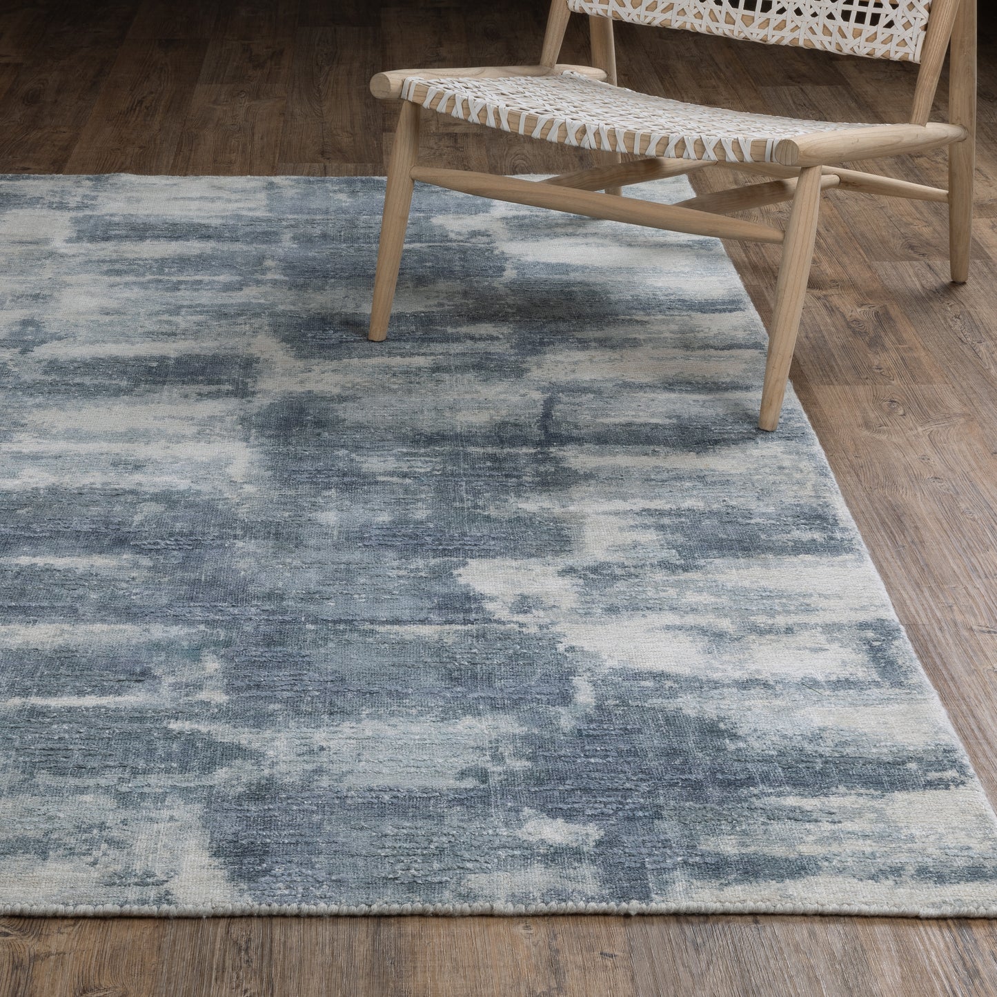 Clarke Abstract Blue/ Ivory Mixed Pile Rug