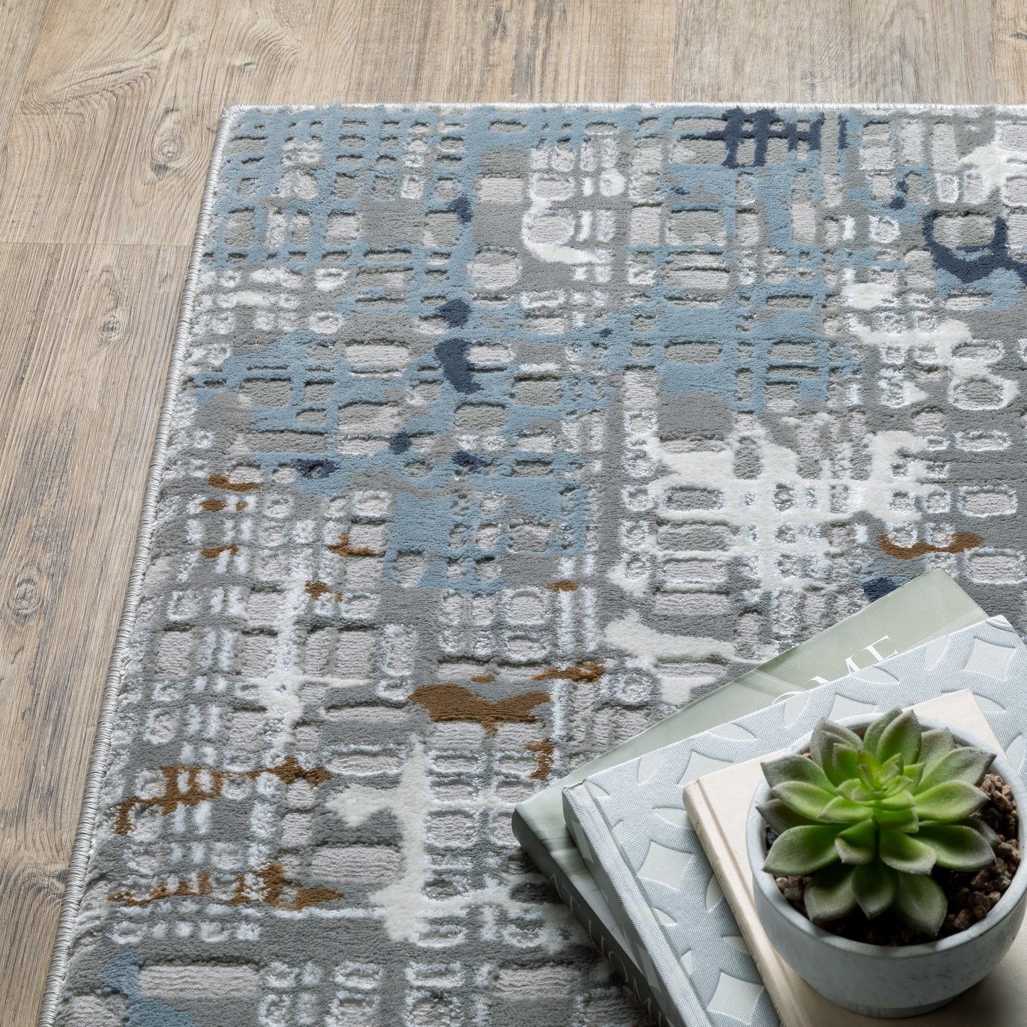 Easton Abstract Blue/ Ivory Cut Pile Rug