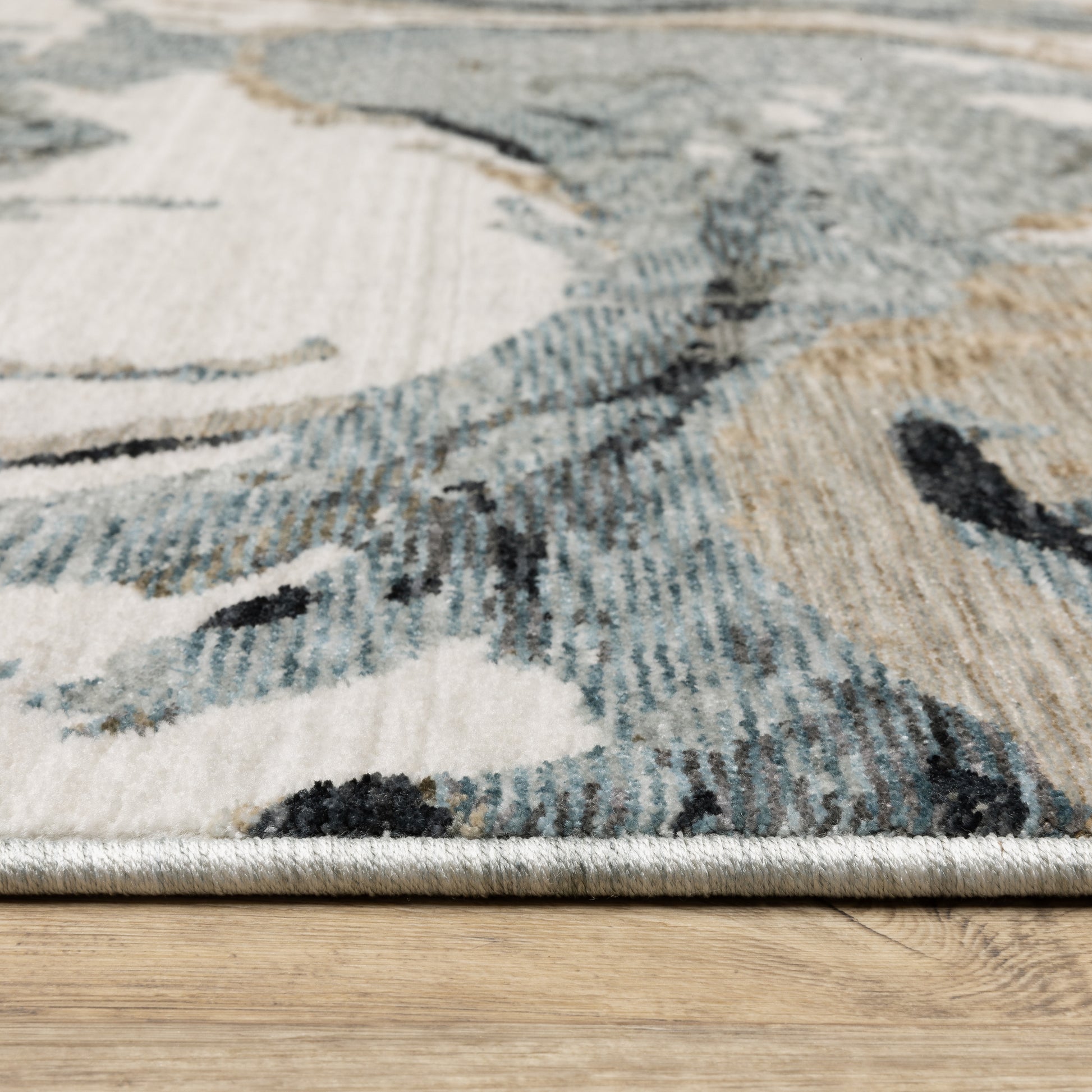 Echo Abstract Blue/ Ivory Cut Pile Rug