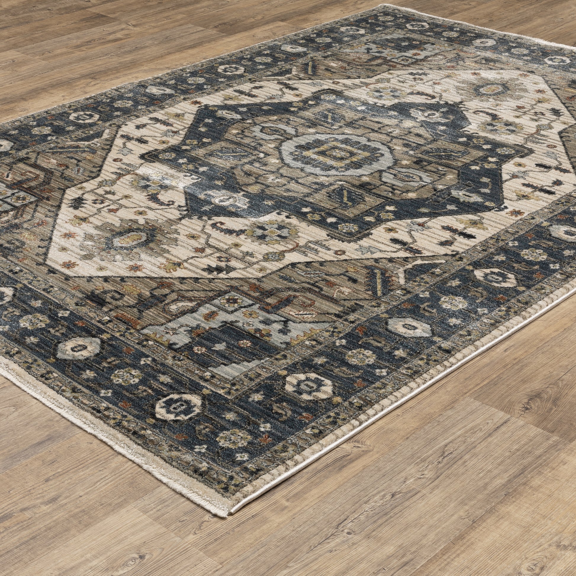 Eliana Medallion Blue/ Brown Distressed Cut Pile Rug