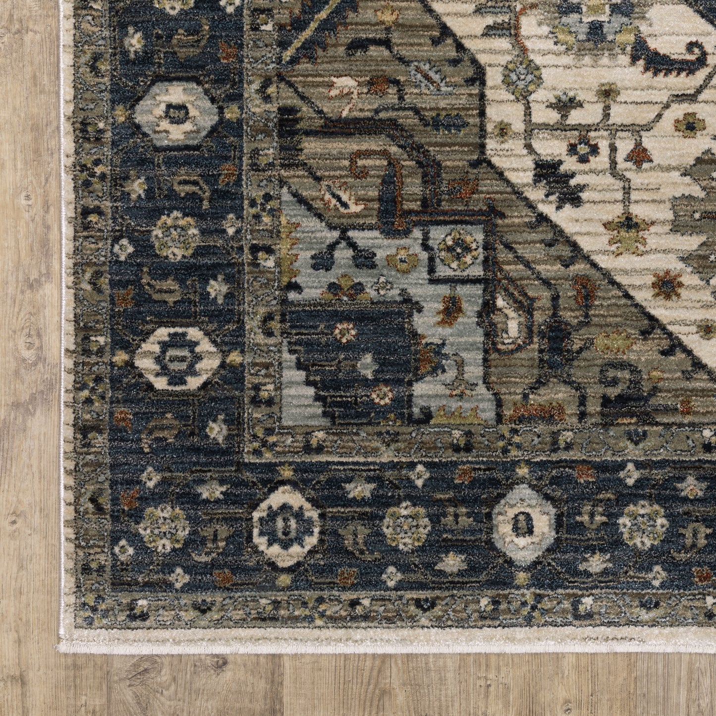 Eliana Medallion Blue/ Brown Distressed Cut Pile Rug