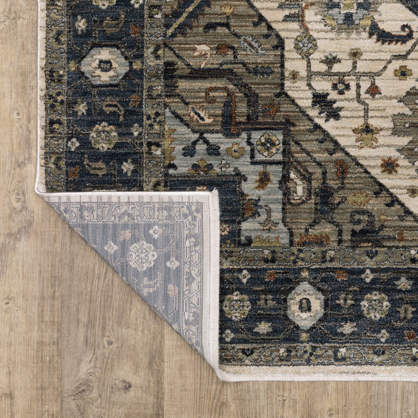 Eliana Medallion Blue/ Brown Distressed Cut Pile Rug
