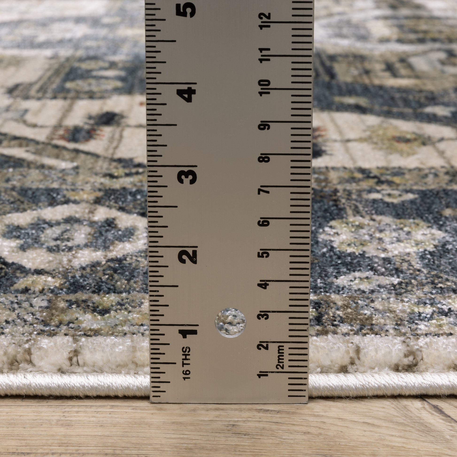 Eliana Medallion Blue/ Brown Distressed Cut Pile Rug