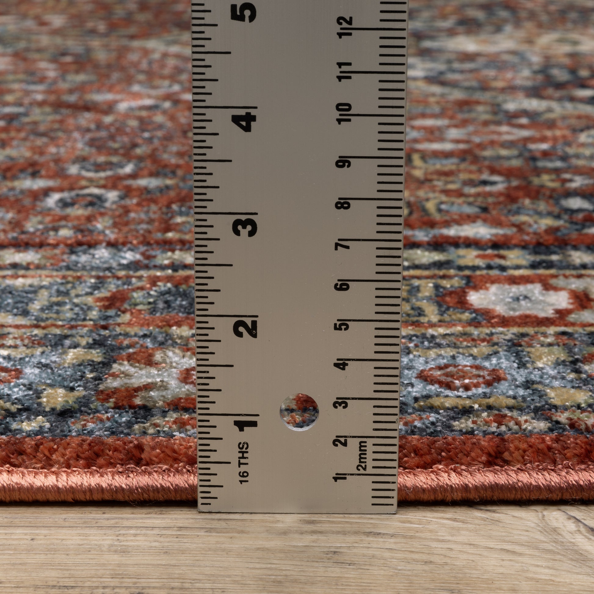 Eliana Medallion Red/ Multi Distressed Cut Pile Rug