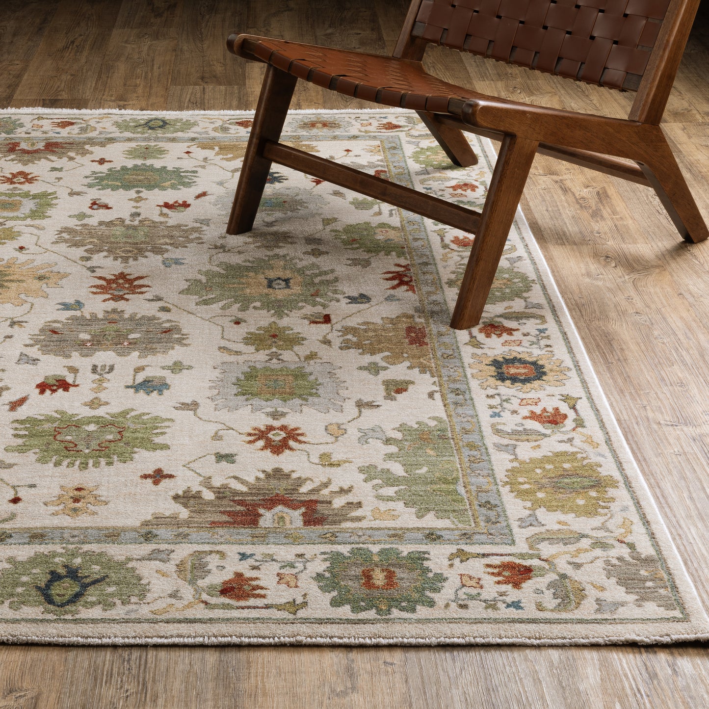 Eliana ELI10 Ivory Oriental Rug