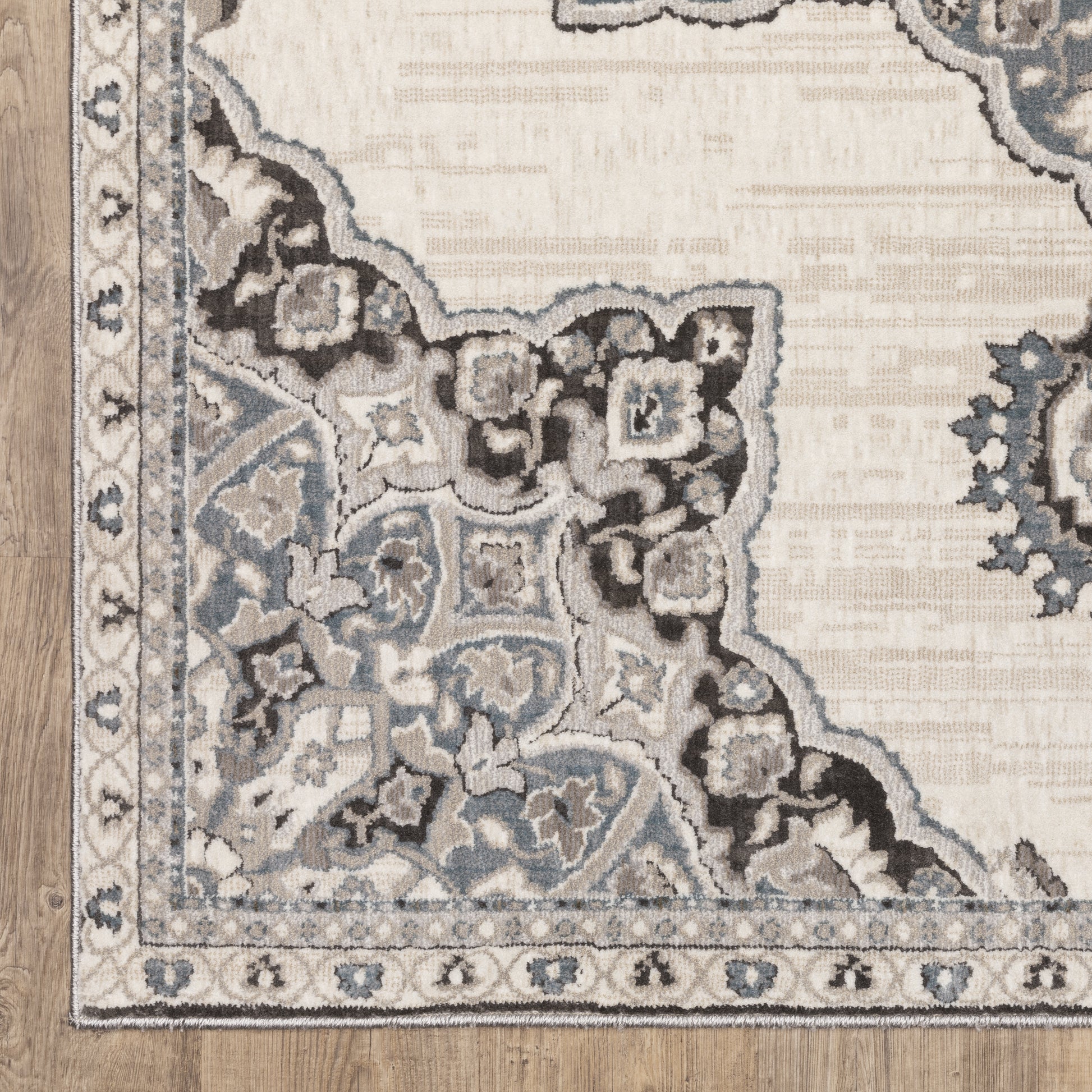 Ellington Medallion Ivory/ Blue Oriental Cut Pile Rug