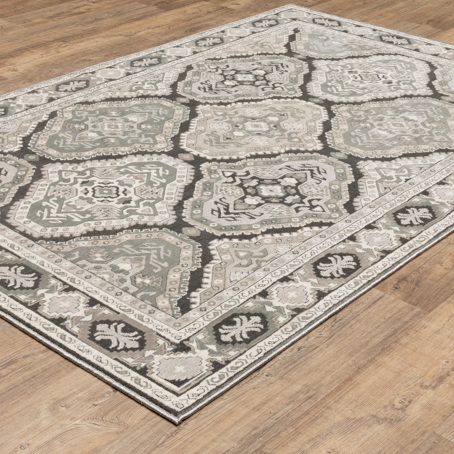 Ellington Geometric Grey/ Grey Trefoil Cut Pile Rug