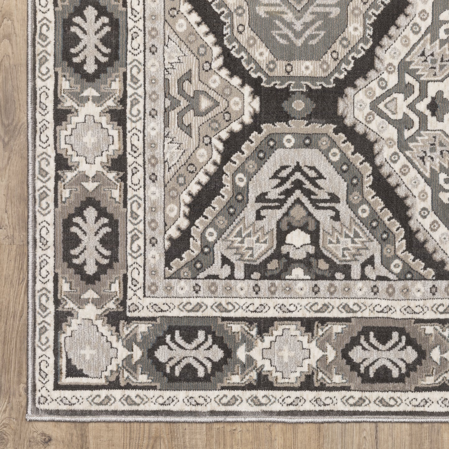 Ellington Geometric Grey/ Grey Trefoil Cut Pile Rug