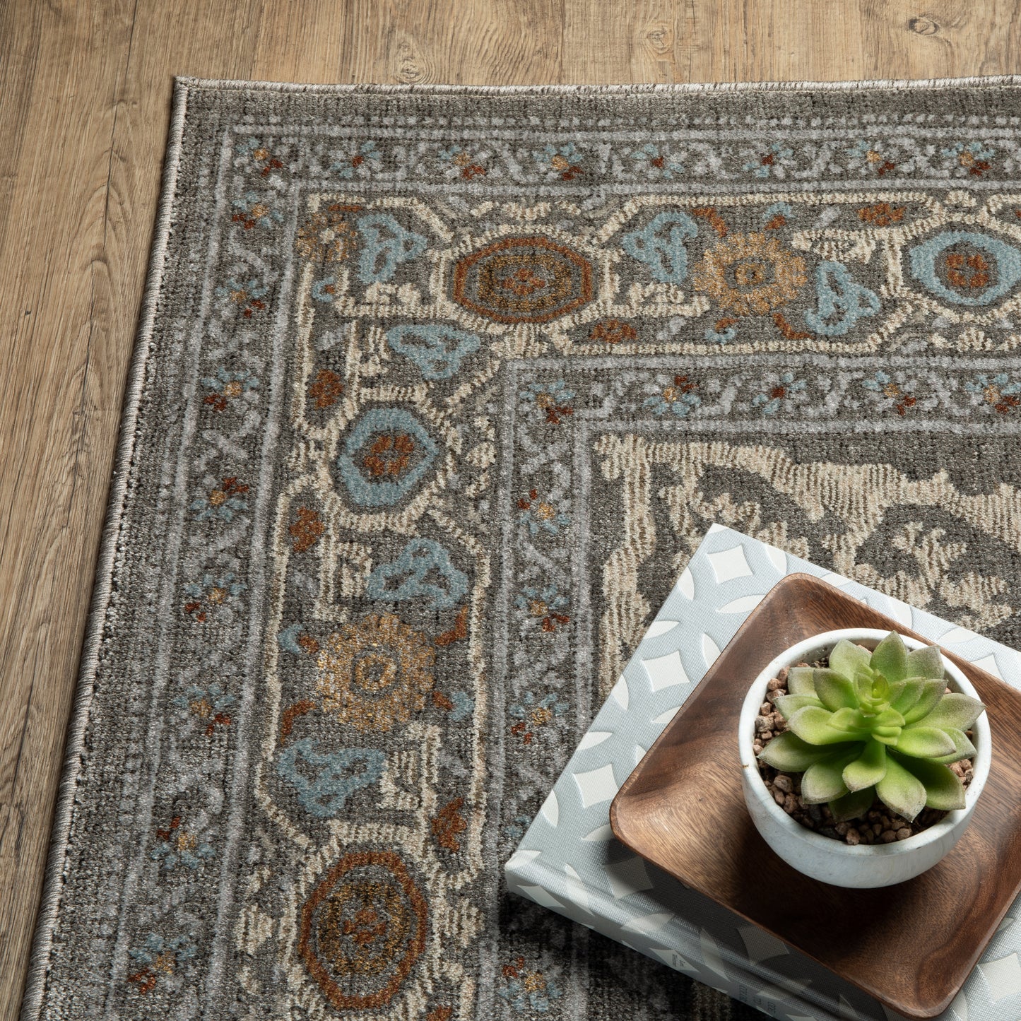 Ellington Medallion Grey/ Multi Oriental Cut Pile Rug