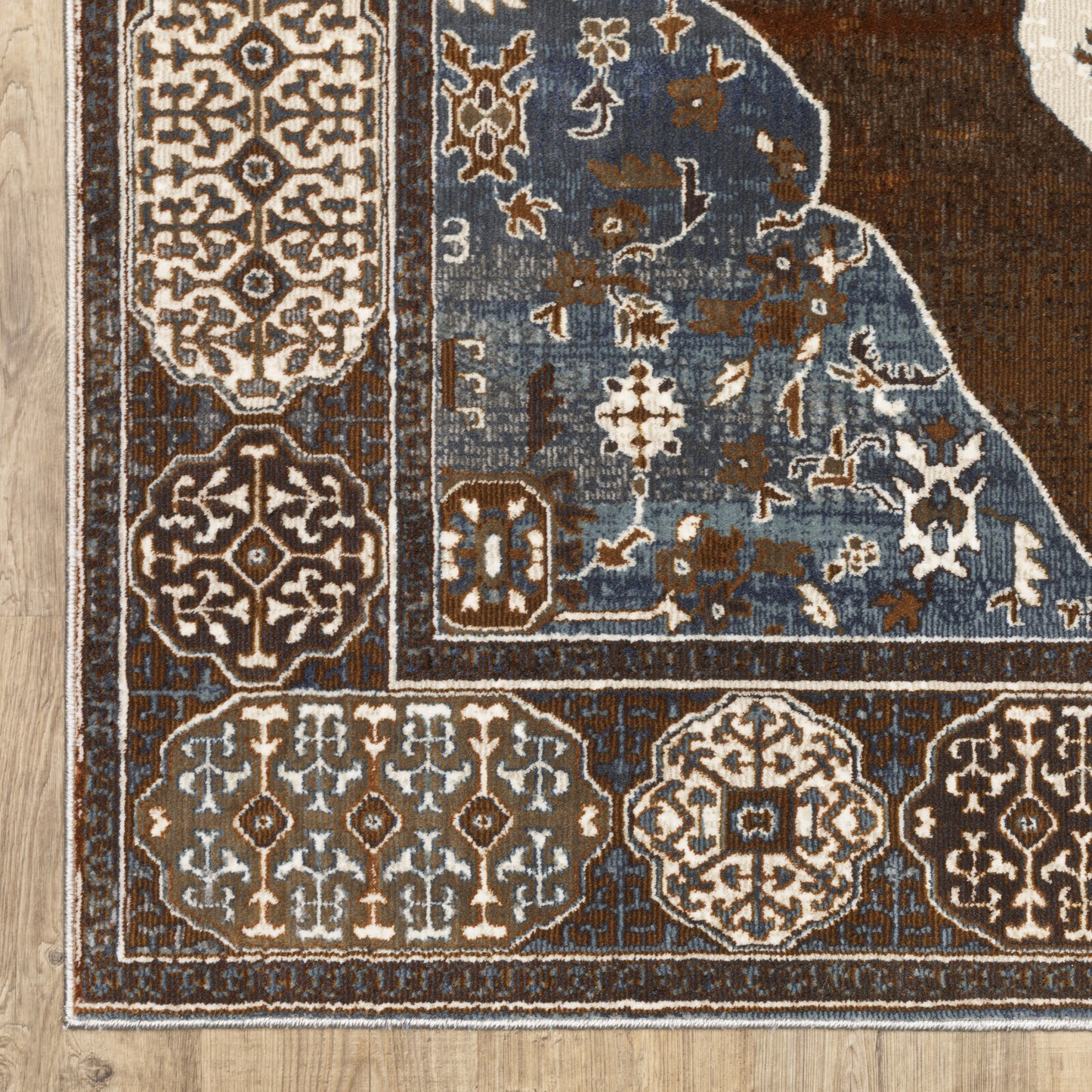 Ellington Medallion Rust/ Blue Oriental Cut Pile Rug