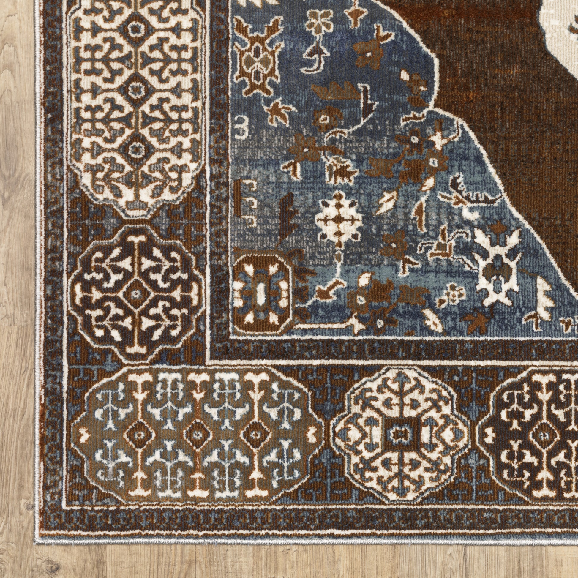 Ellington Medallion Rust/ Blue Oriental Cut Pile Rug
