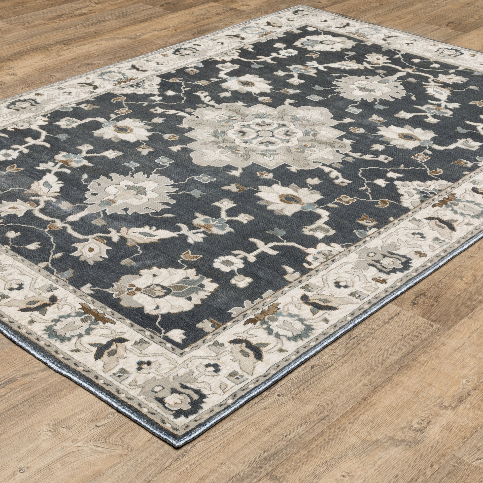 Ellington Floral Blue/ Beige Oriental Cut Pile Rug