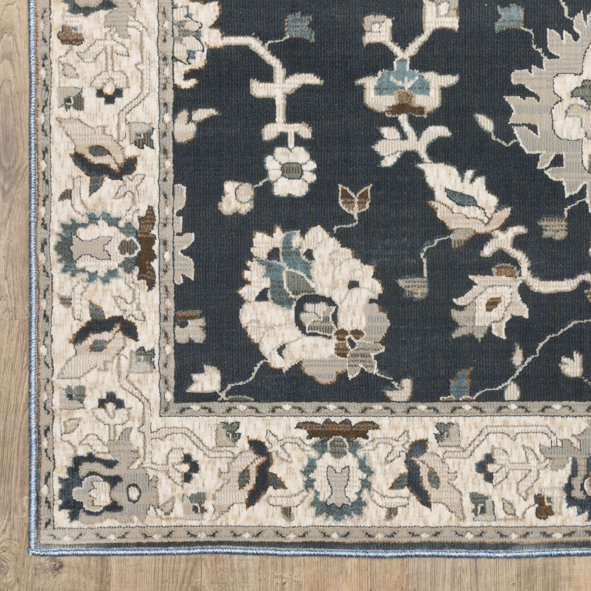 Ellington Floral Blue/ Beige Oriental Cut Pile Rug