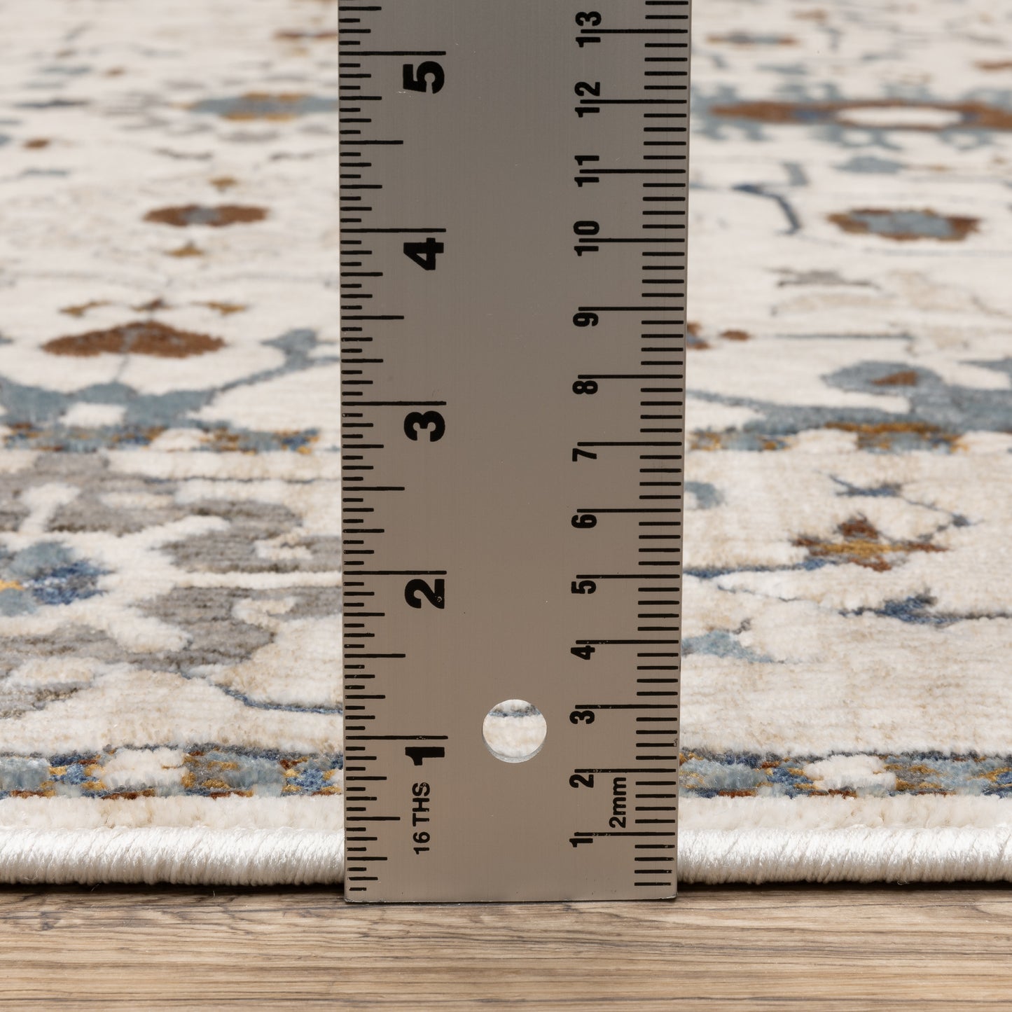 Ellington Floral Ivory/ Blue Oriental Cut Pile Rug
