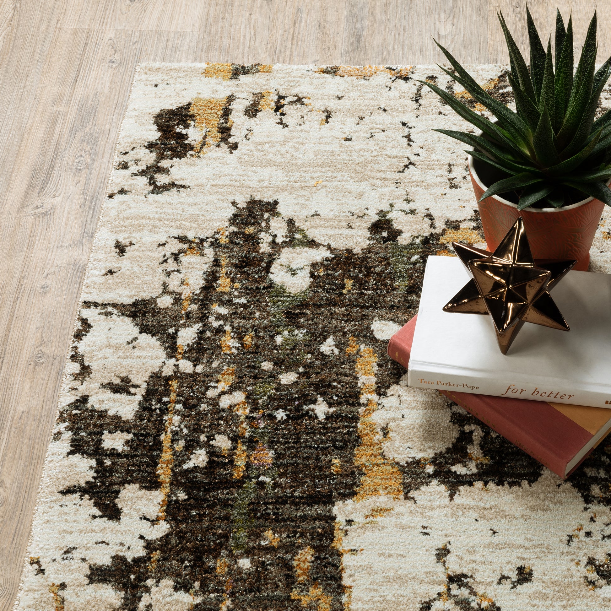 Evolution Abstract Beige/ Charcoal Cut Pile Rug