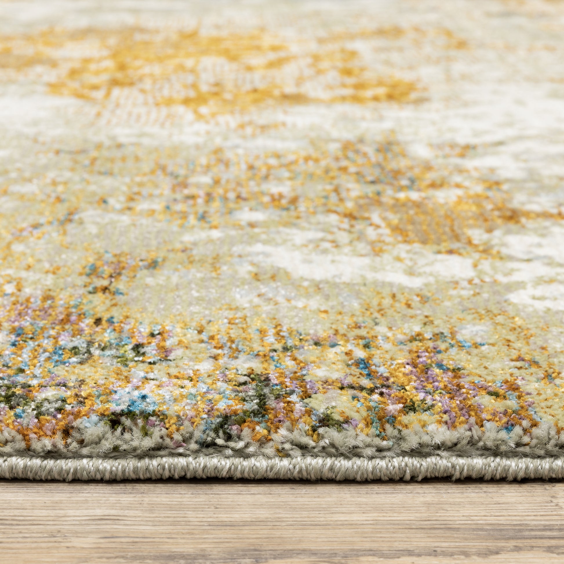 Evolution Abstract Gold/ Beige Cut Pile Rug