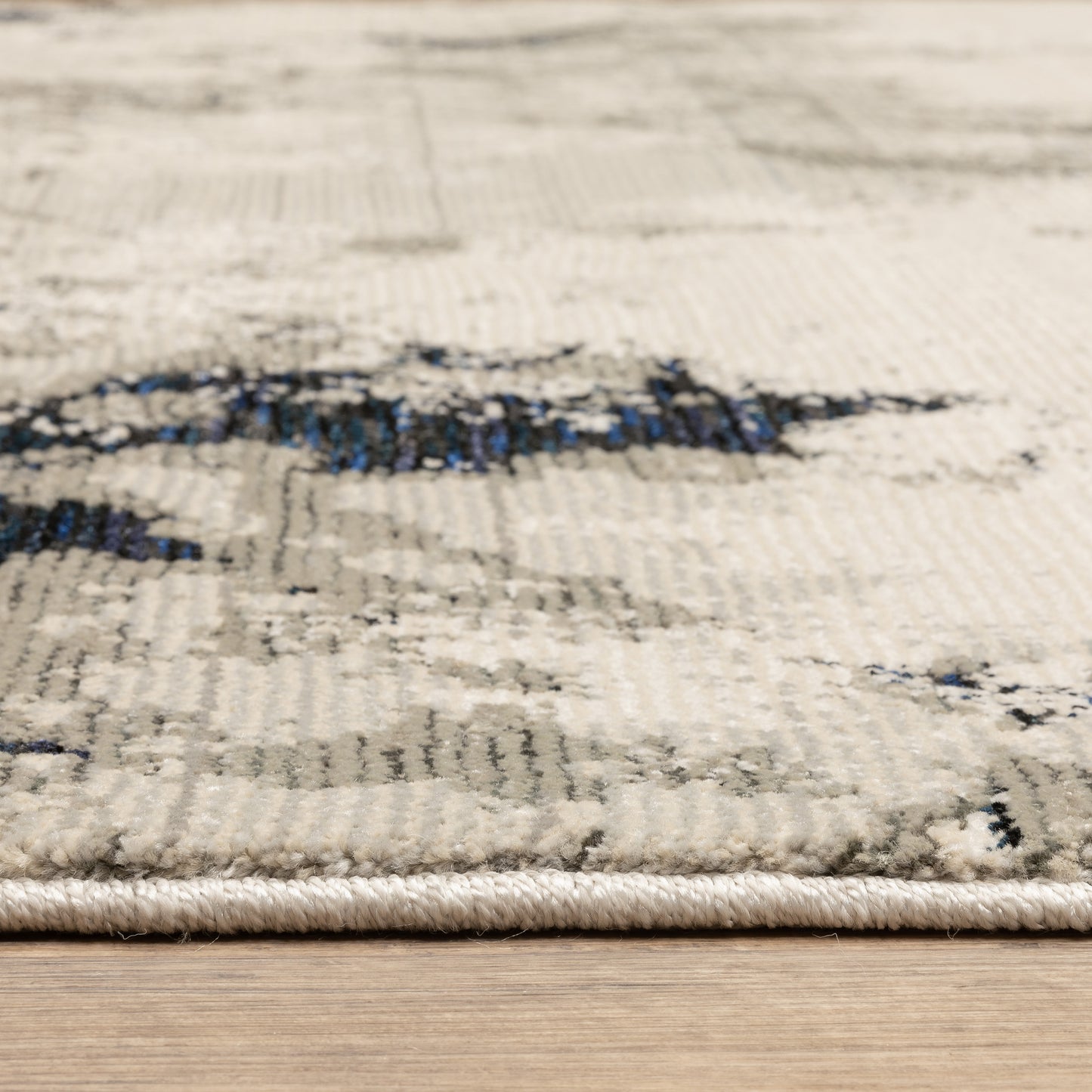 Evolution Abstract Ivory/ Beige Cut Pile Rug