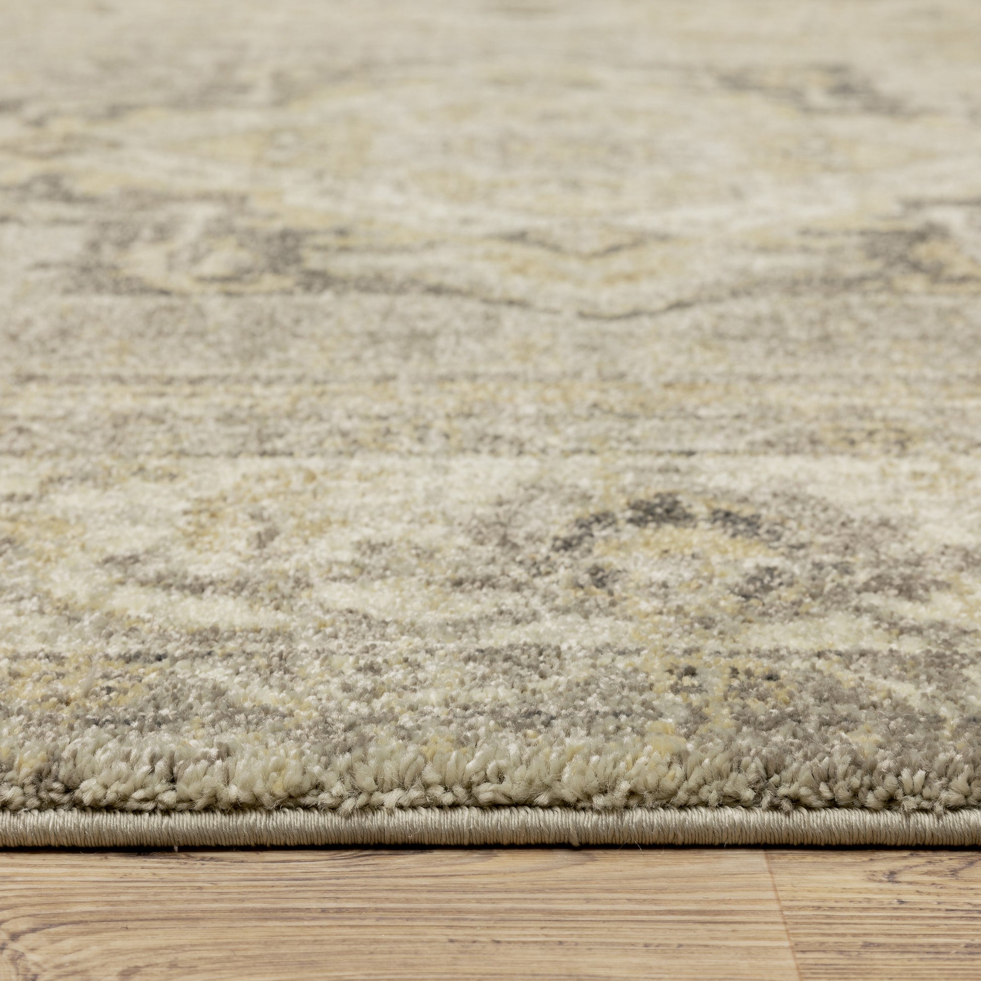 Florence Medallion Beige/ Grey Southwest/Lodge Cut Pile Rug