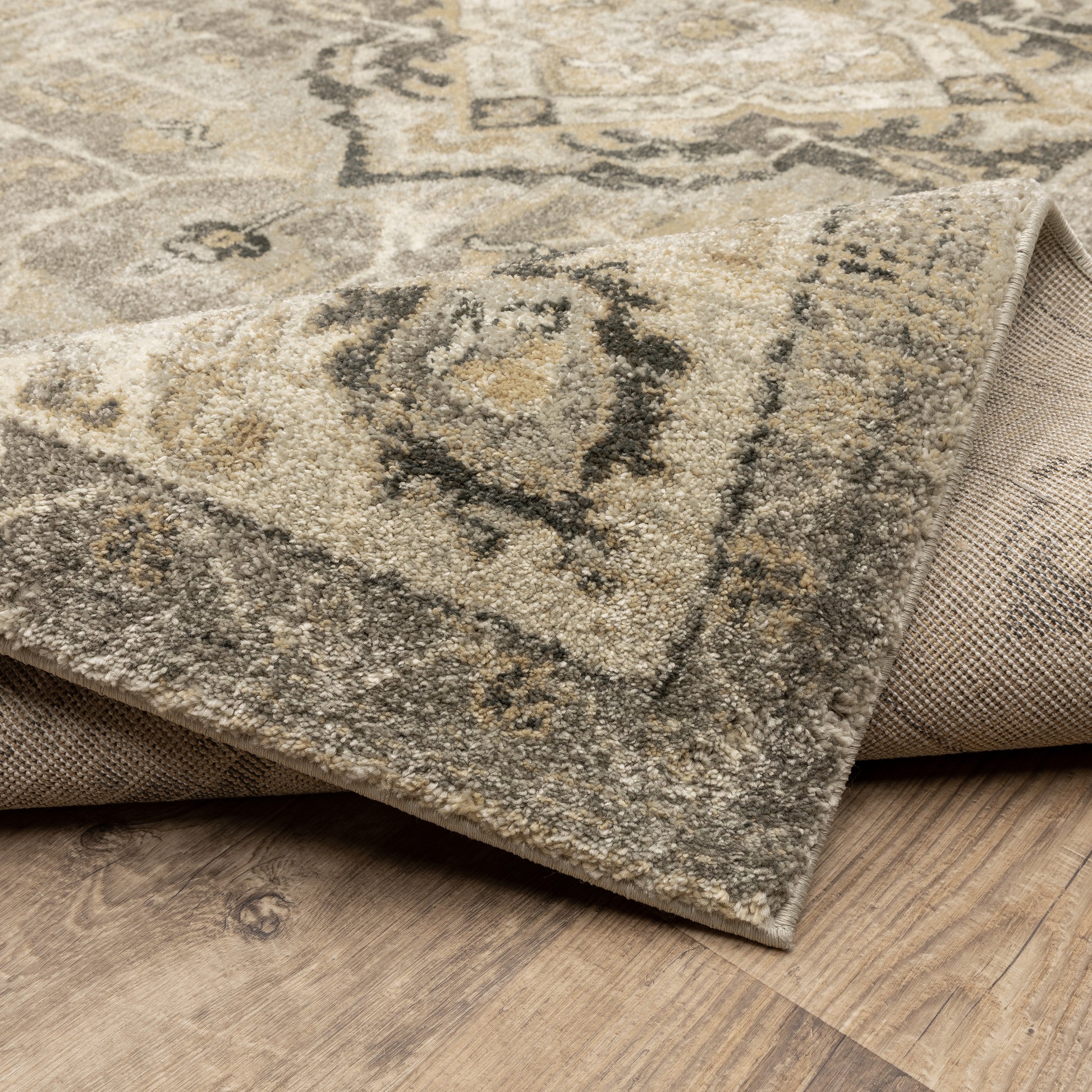 Florence Medallion Beige/ Grey Southwest/Lodge Cut Pile Rug
