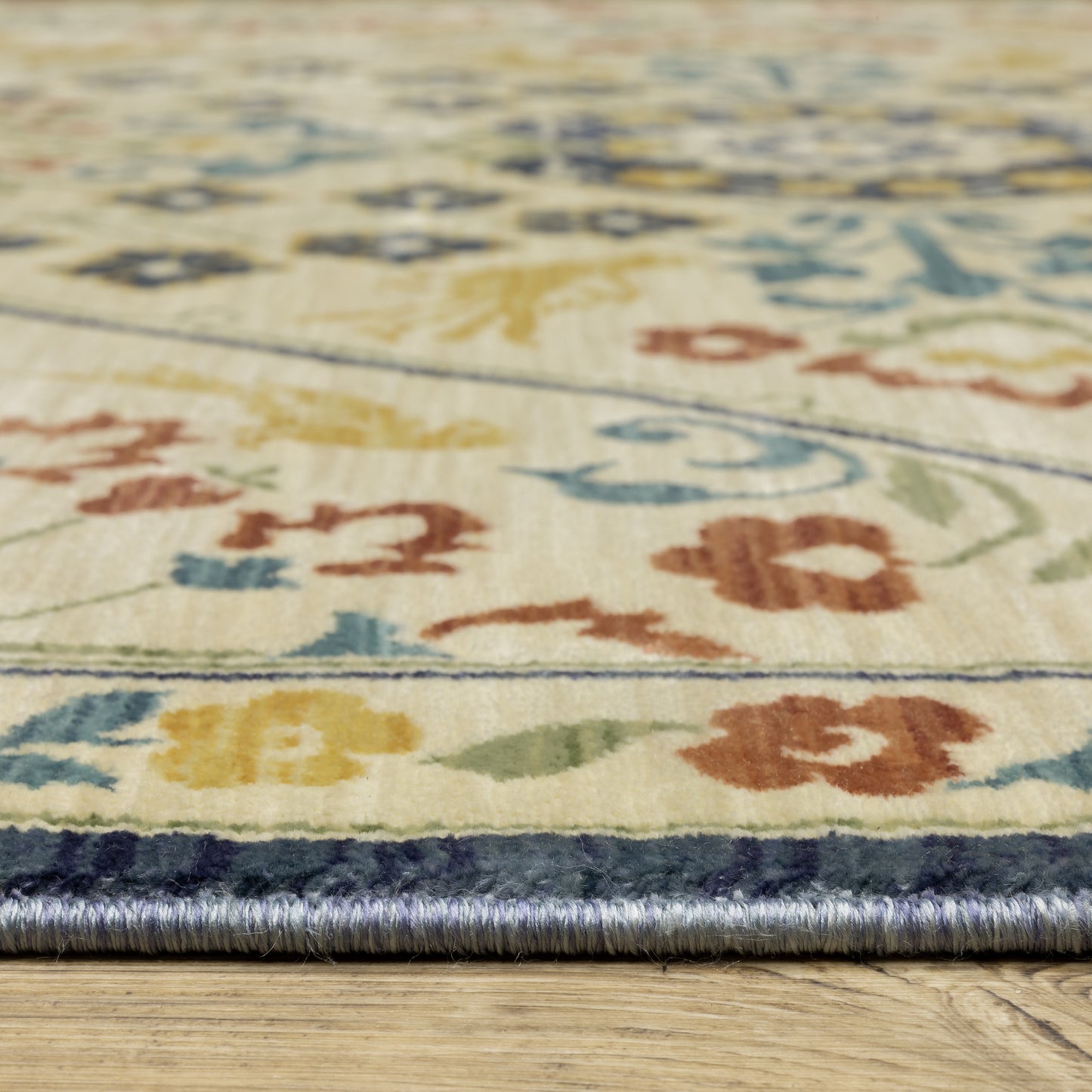 Francesca Medallion Ivory/ Multi Floral Cut Pile Rug