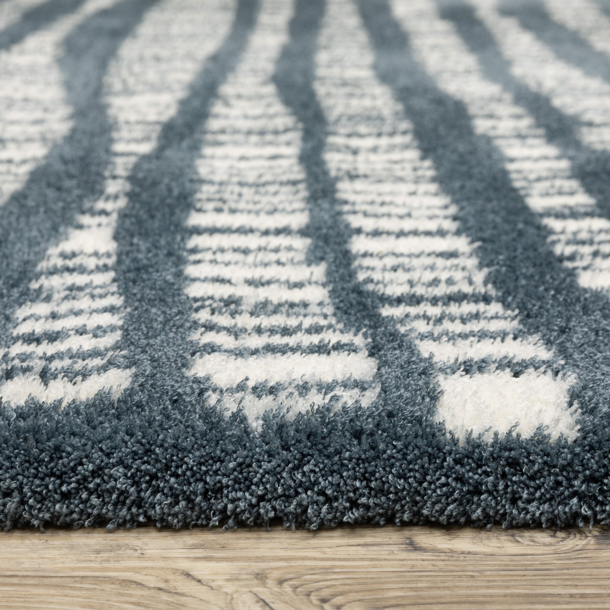 Galileo Stripe Blue/ Ivory Geometric Cut Pile Rug